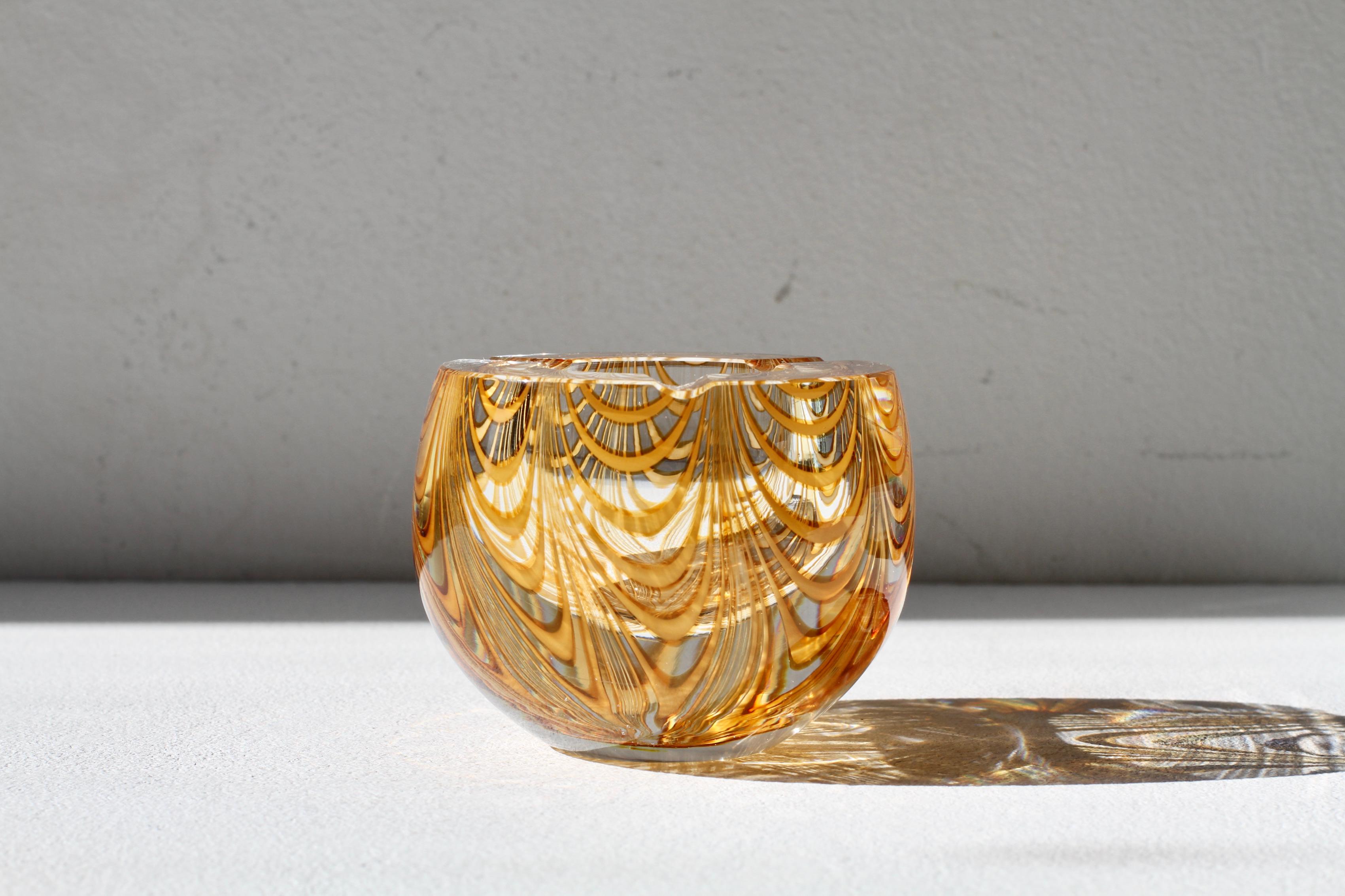 Blown Glass Cenedese Mid-Century 1970s Italian Amber 'Zebrato' Clear Murano Glass Ashtray For Sale