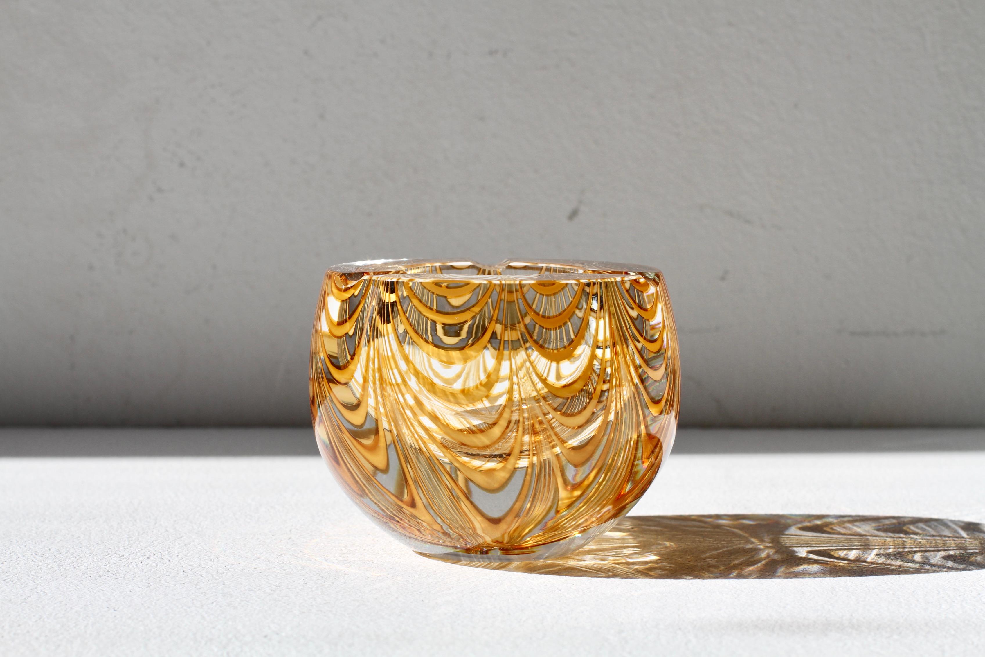 Cenedese Mid-Century 1970s Italian Amber 'Zebrato' Clear Murano Glass Ashtray For Sale 1