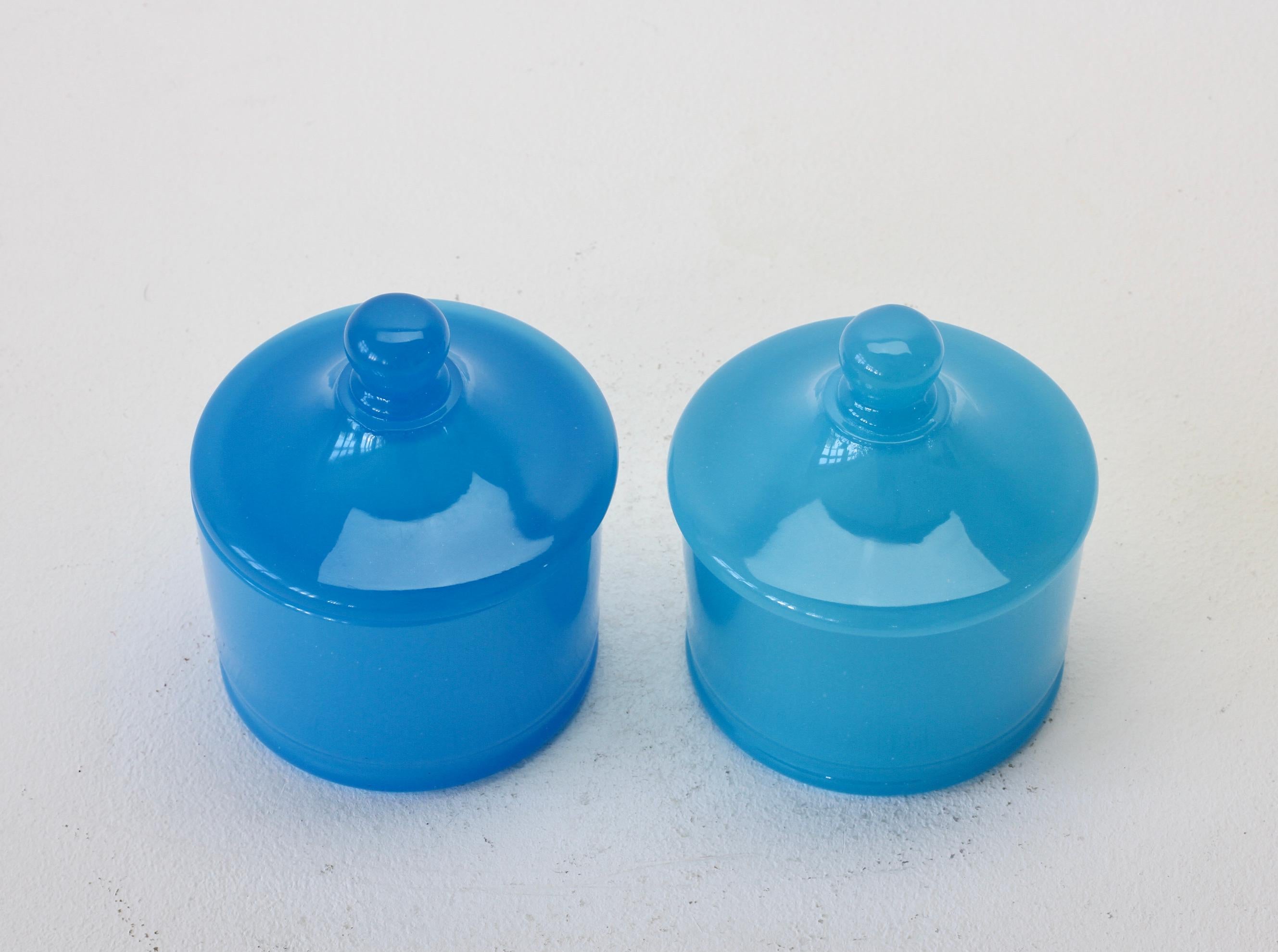 Cenedese Mid-Century Blue Pair of Italian Murano Glass Apothecary Lidded Jars 2