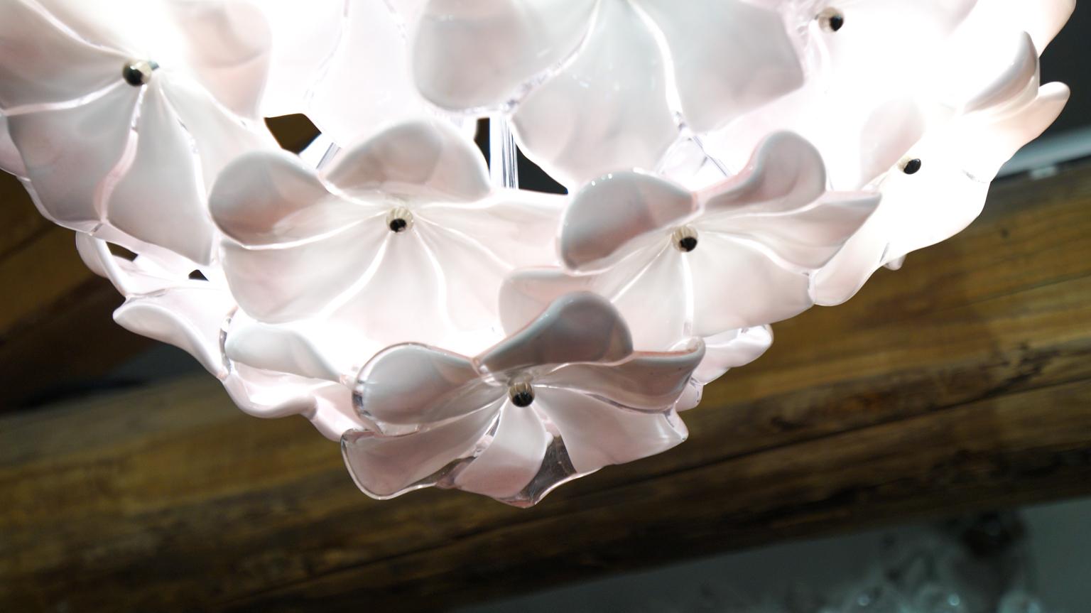 Late 20th Century Cenedese Mid-Century Modern Rose Murano Glass Chandelier Italian Style, 1980s For Sale