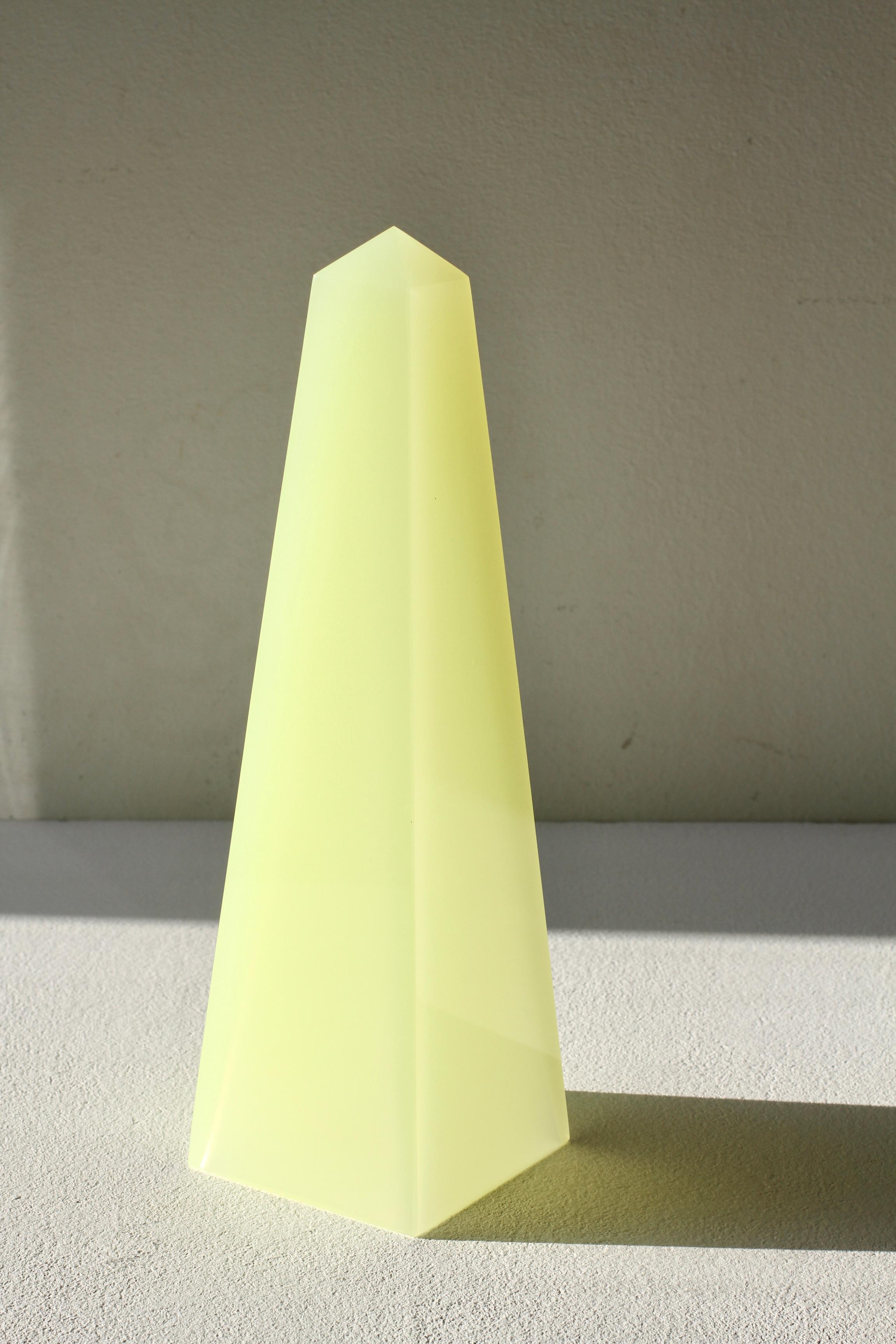 Cenedese Mid-Century Modern Vintage Neon Yellow Italian Murano Glass Obelisk For Sale 13