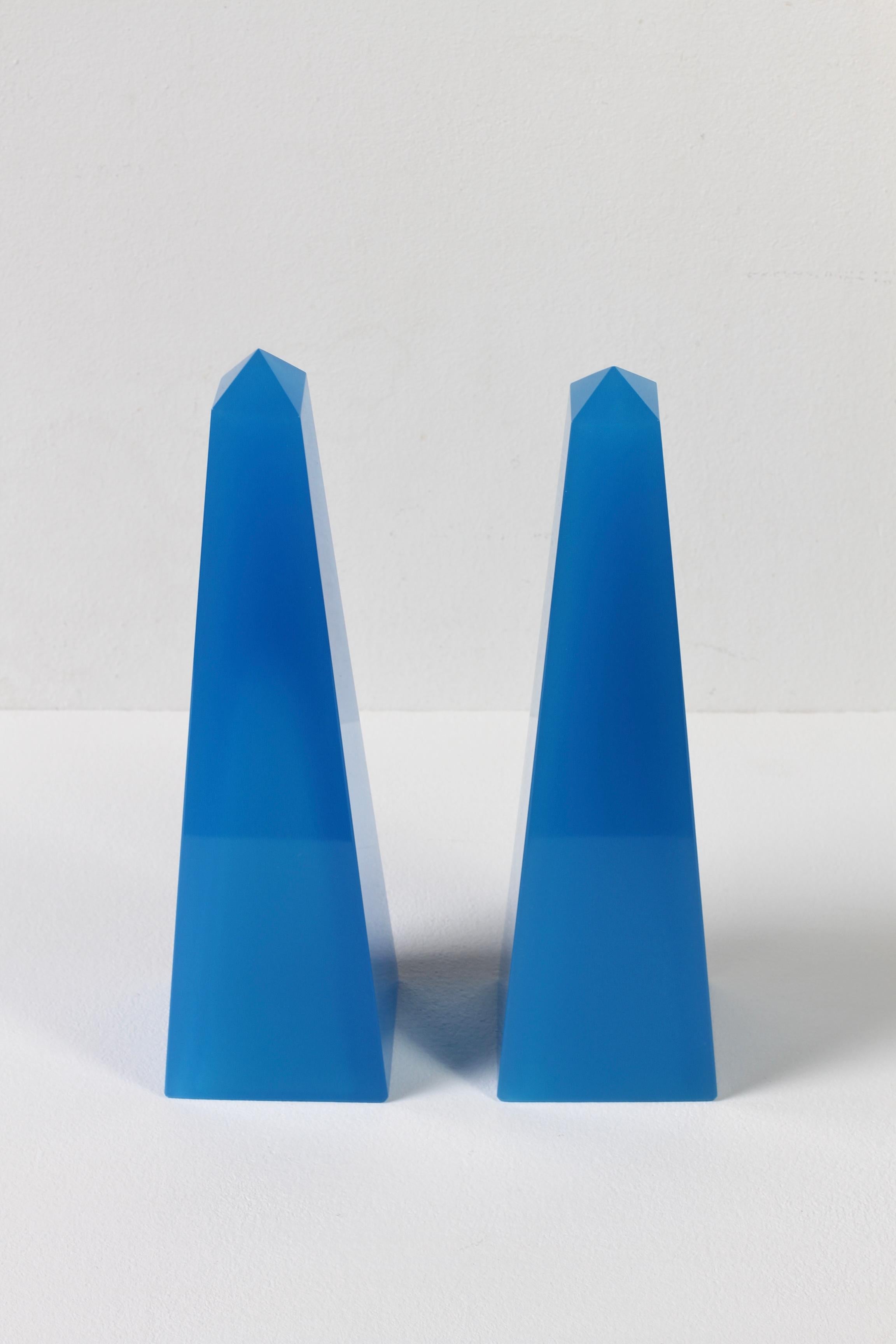 Cenedese Mid-Century Modern Vintage Pair of Blue Italian Murano Glass Obelisks For Sale 2