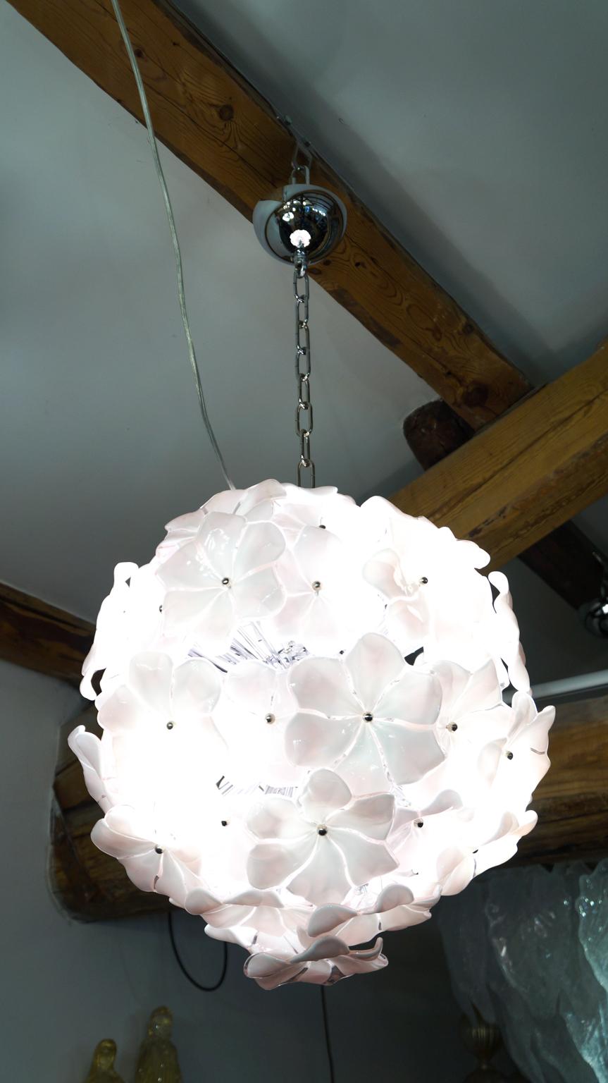 Hand-Crafted Cenedese Midcentury Rose Murano Glass Chandelier by Cenedese, 1980s