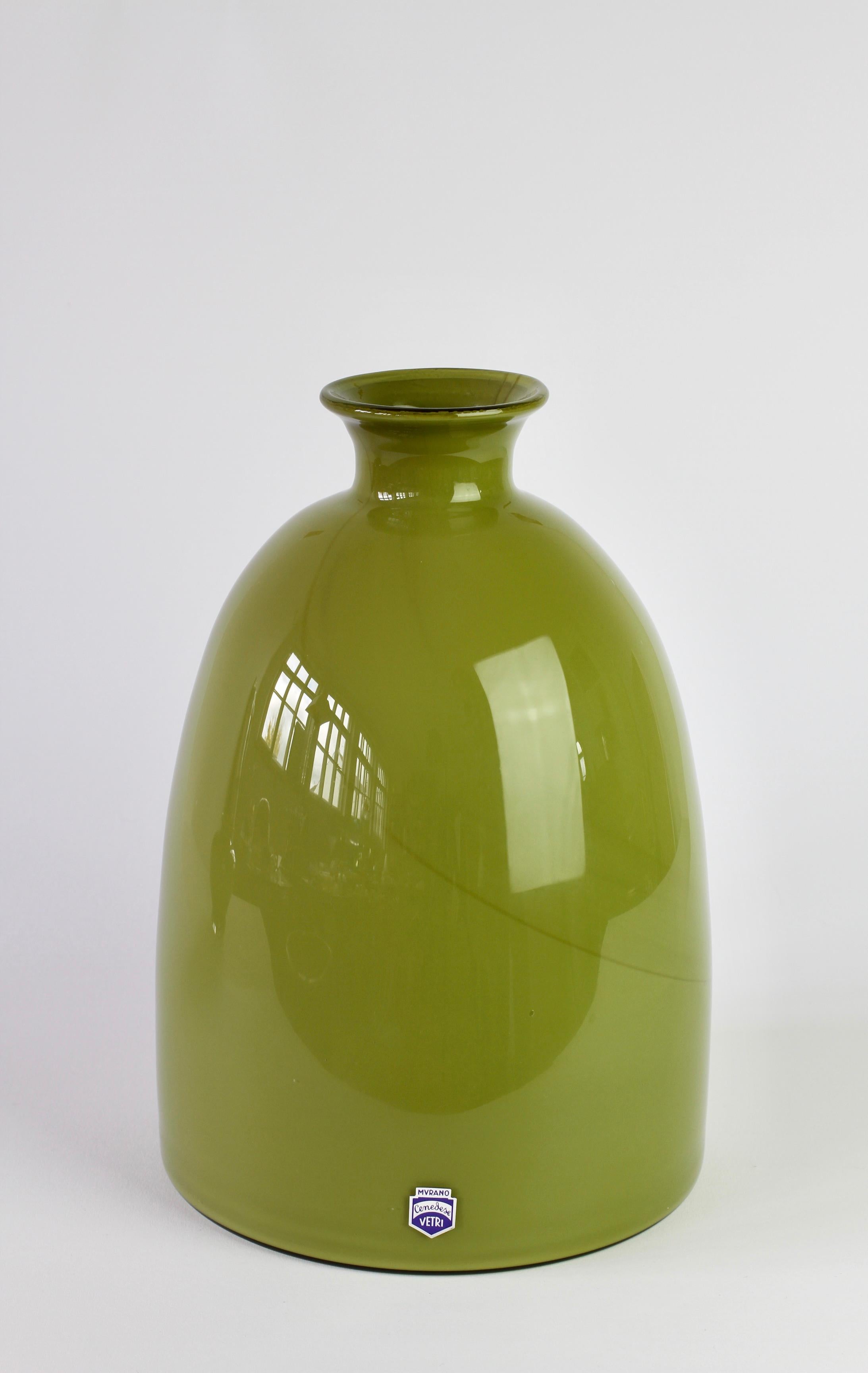 Cenedese Moss Green Vintage Midcentury Italian Murano Glass Vase or Vessel For Sale 1