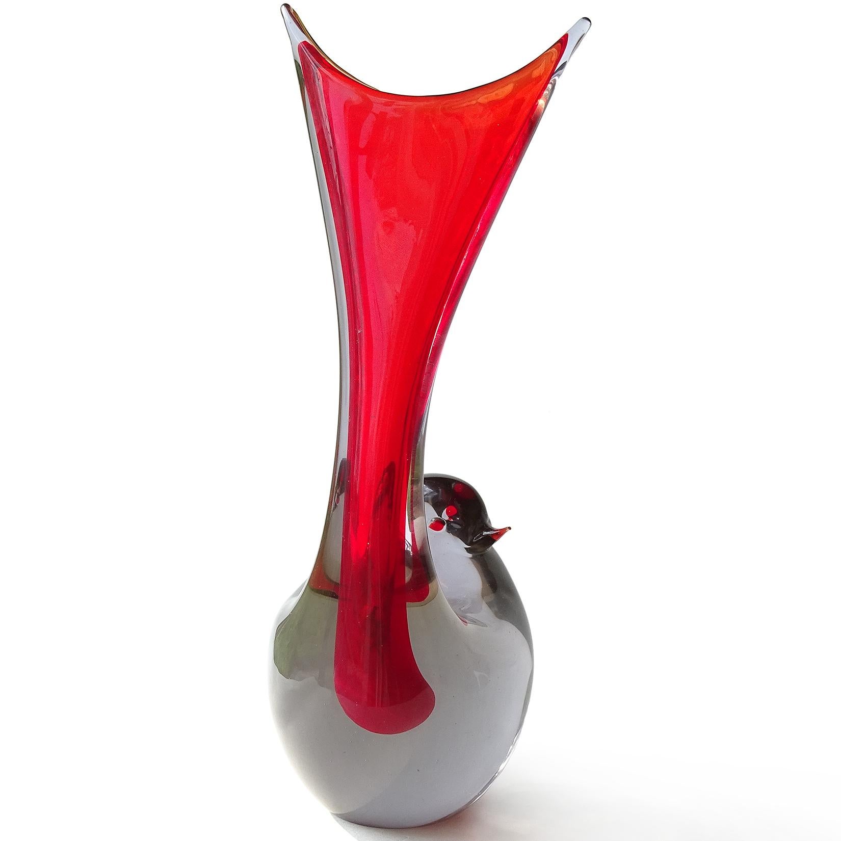 Hand-Crafted Cenedese Murano 1961 Sommerso Red Gray Italian Art Glass Bird Sculptural Vase For Sale