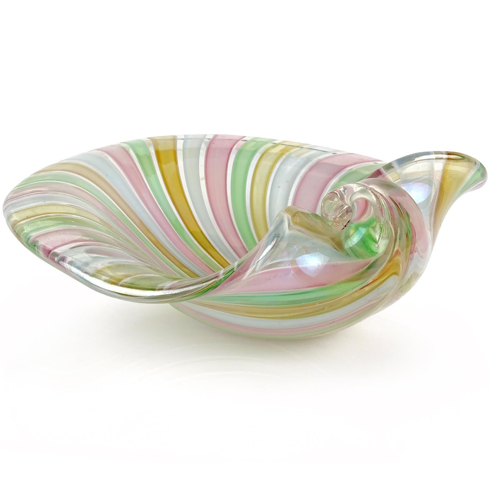 20th Century Cenedese Murano A Canne Ribbons Iridescent Italian Art Glass Seashell Dish Bowl