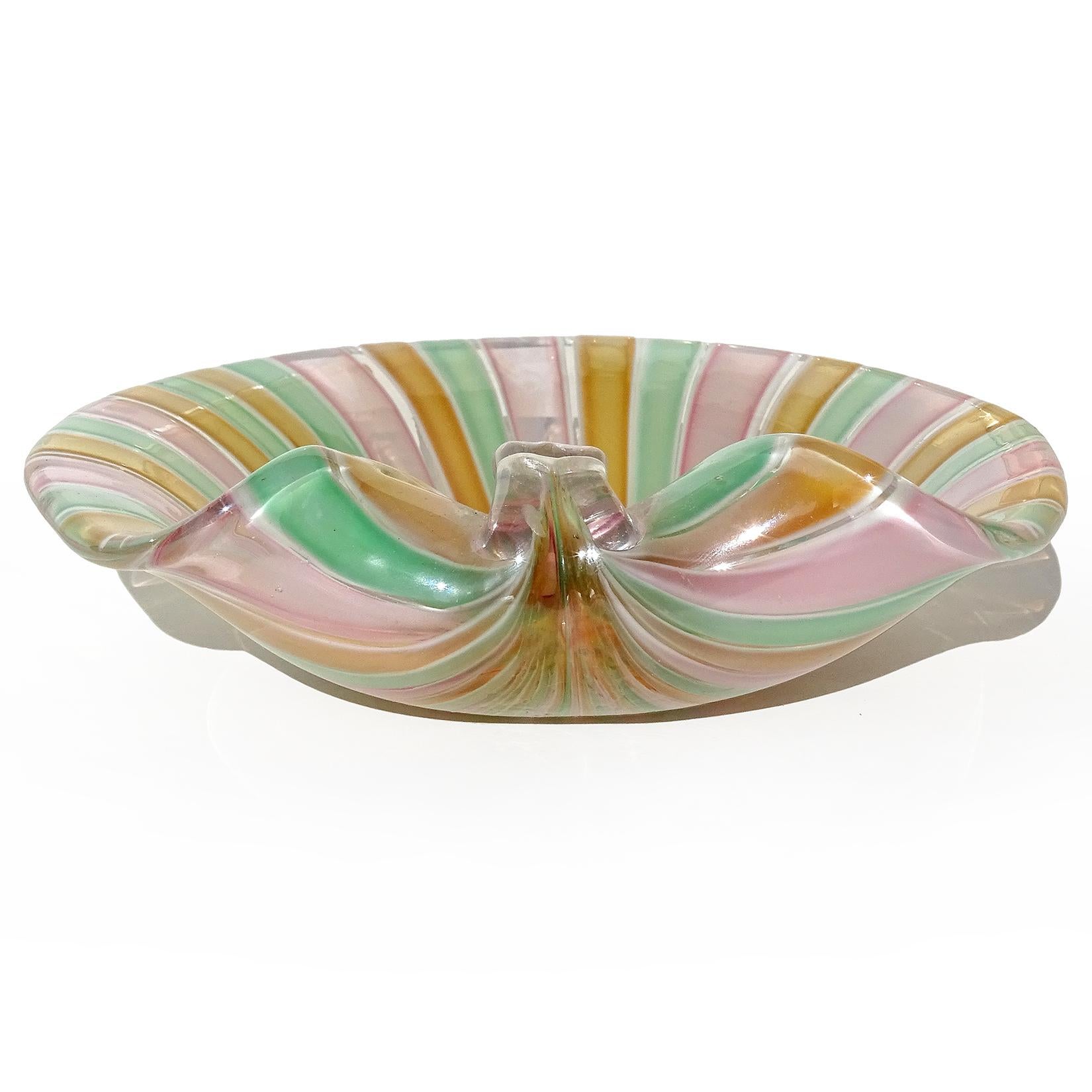 Cenedese Murano A Canne Ribbons Mirrored Italian Art Glass Seashell Dish Bowl In Good Condition In Kissimmee, FL