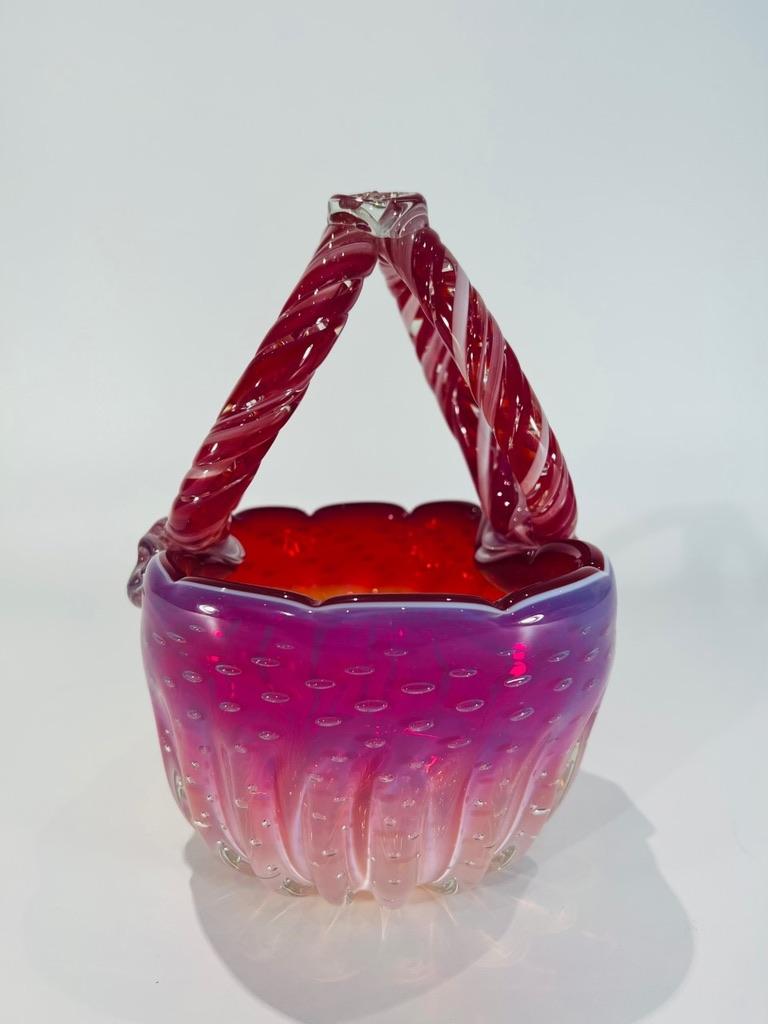 International Style Cenedese Murano glass pink circa 1950 basket. For Sale