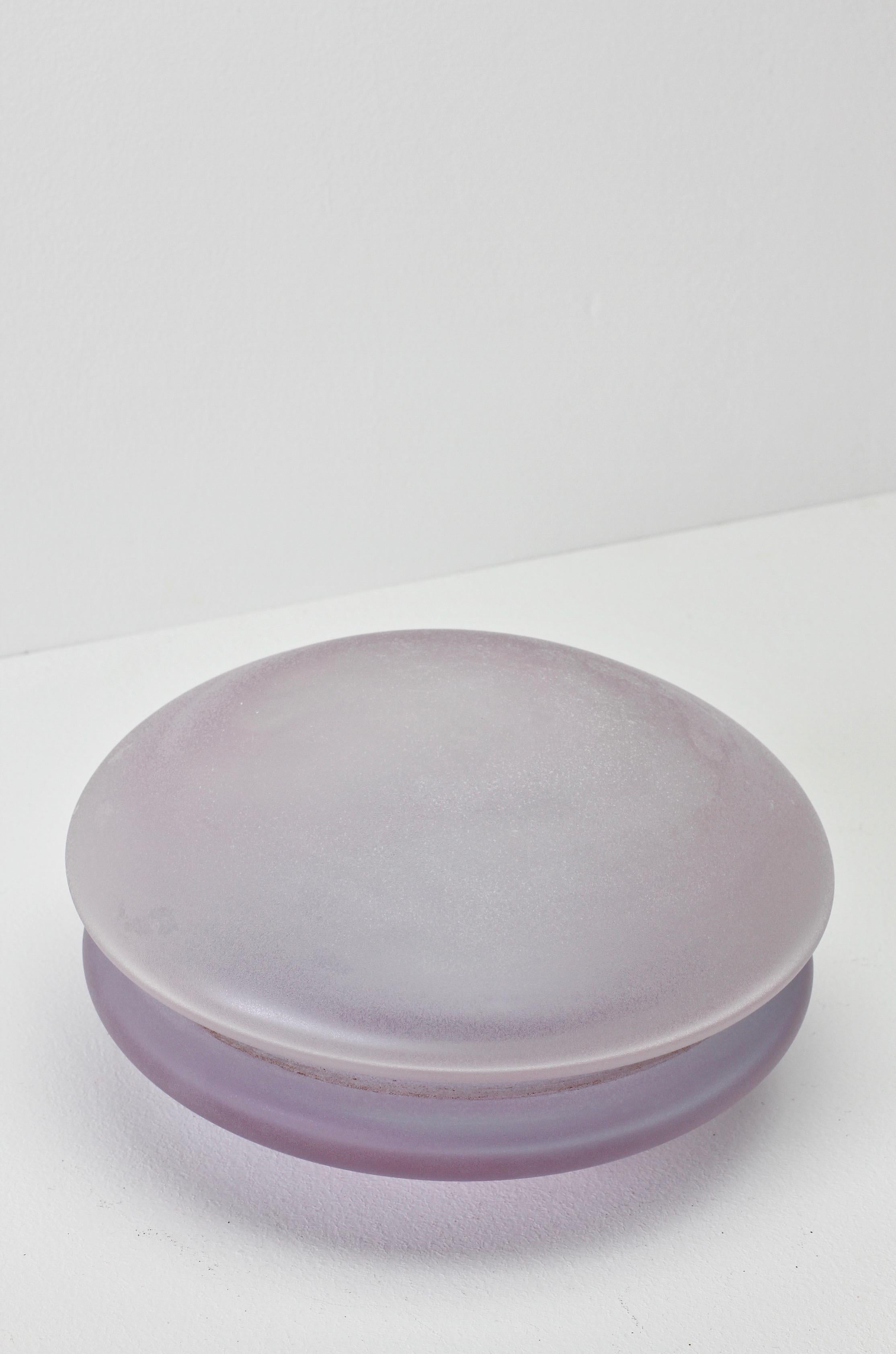 Mid-Century Modern Cenedese Vintage Murano Lilac Colored Lidded Frosted Glass UFO Bowl or Dish