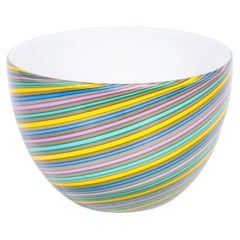 Ciotola in vetro di Murano Mezza Filigrana a righe multicolore, CIRCA 1960