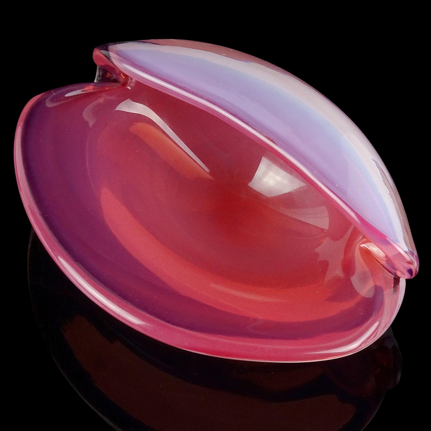 Mid-Century Modern Cenedese Murano Opalescent Pink White Italian Art Glass Conch Seashell Bowl
