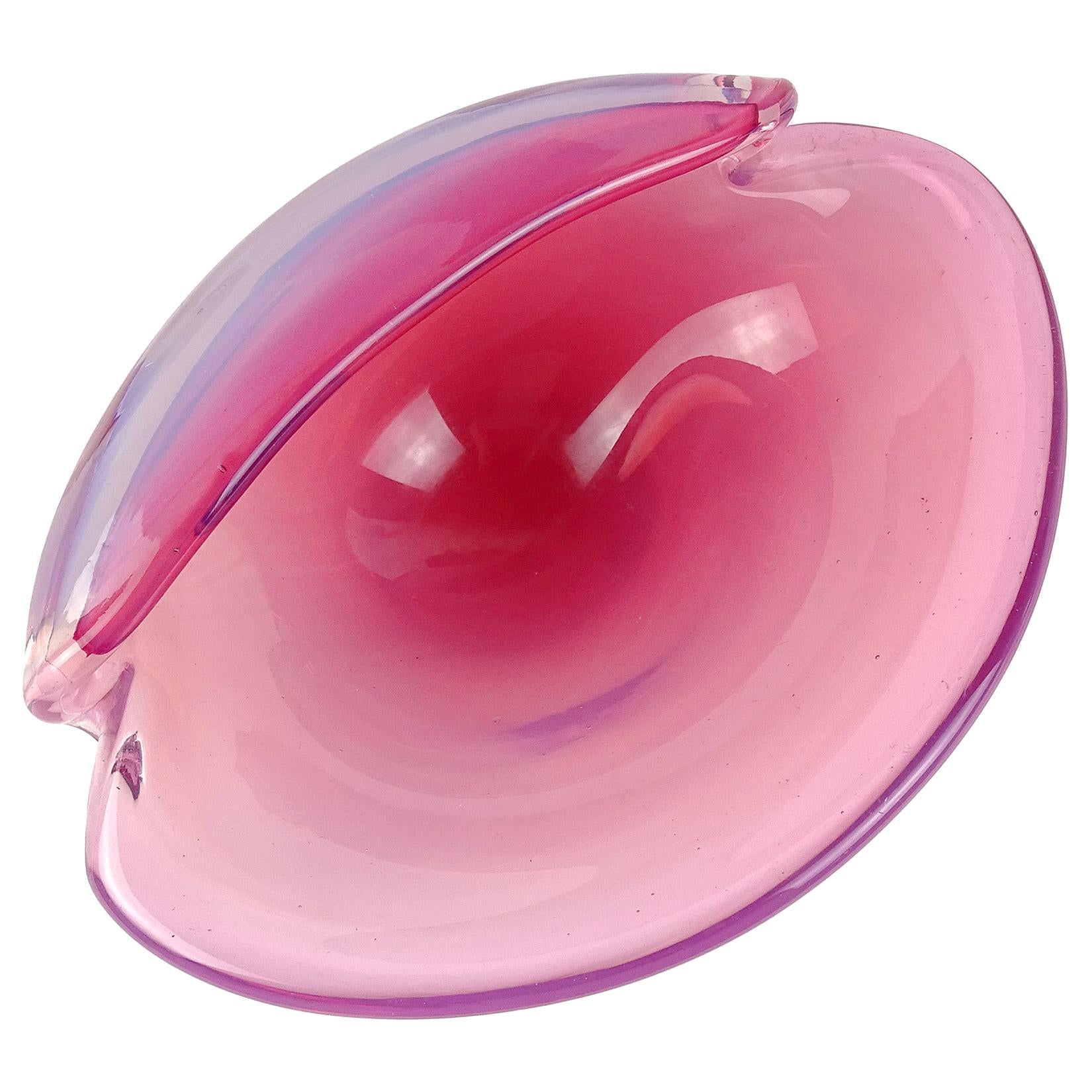 Cenedese Murano Opalescent Pink White Italian Art Glass Conch Seashell Bowl