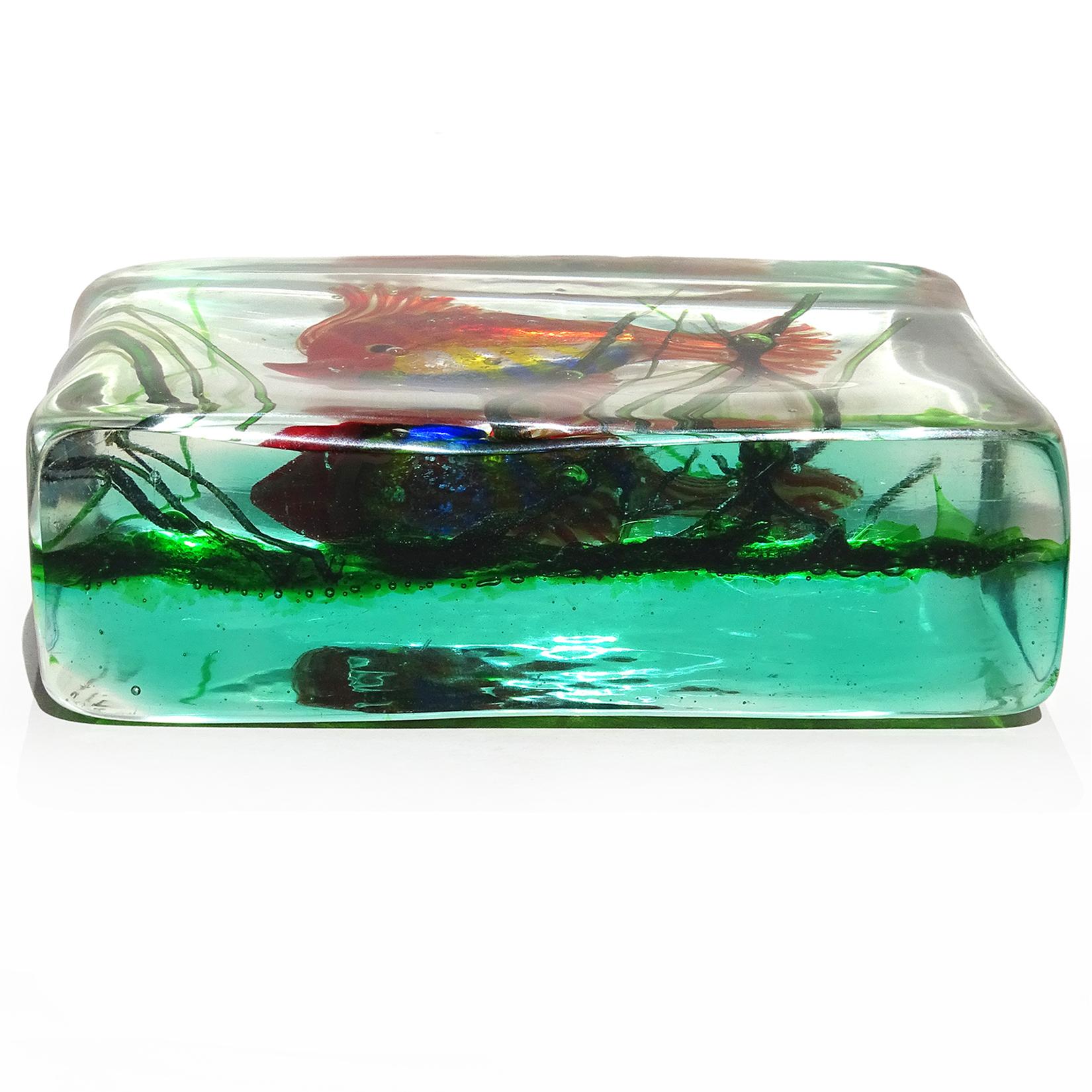 Cenedese Murano Red Blue Silver Flecks Italian Art Glass Fish Aquarium Sculpture In Good Condition In Kissimmee, FL