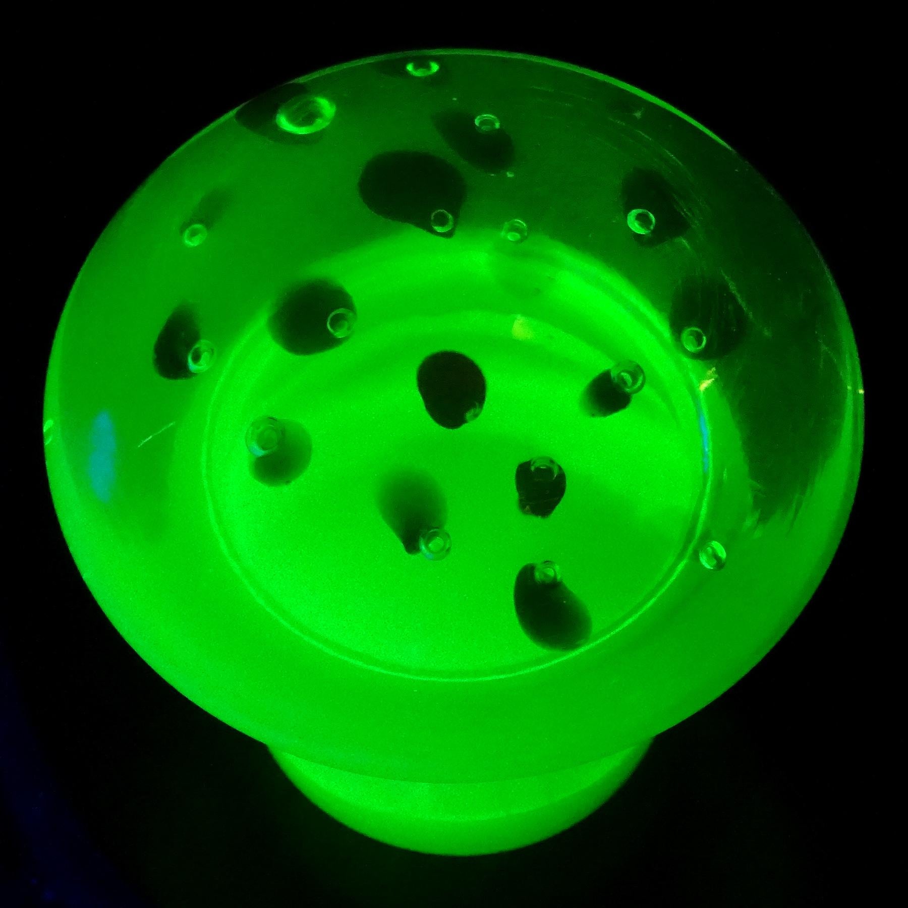 Italian Cenedese Murano Sommerso Glowing Uranium Green Art Glass Mushroom Paperweight For Sale