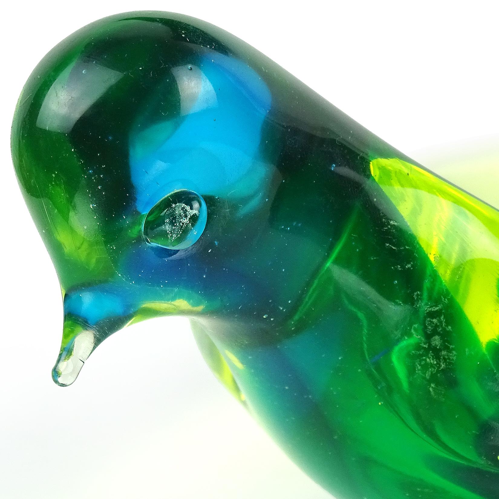 Hand-Crafted Cenedese Murano Sommerso Uranium Blue Yellow Green Italian Art Glass Bird Bowl For Sale