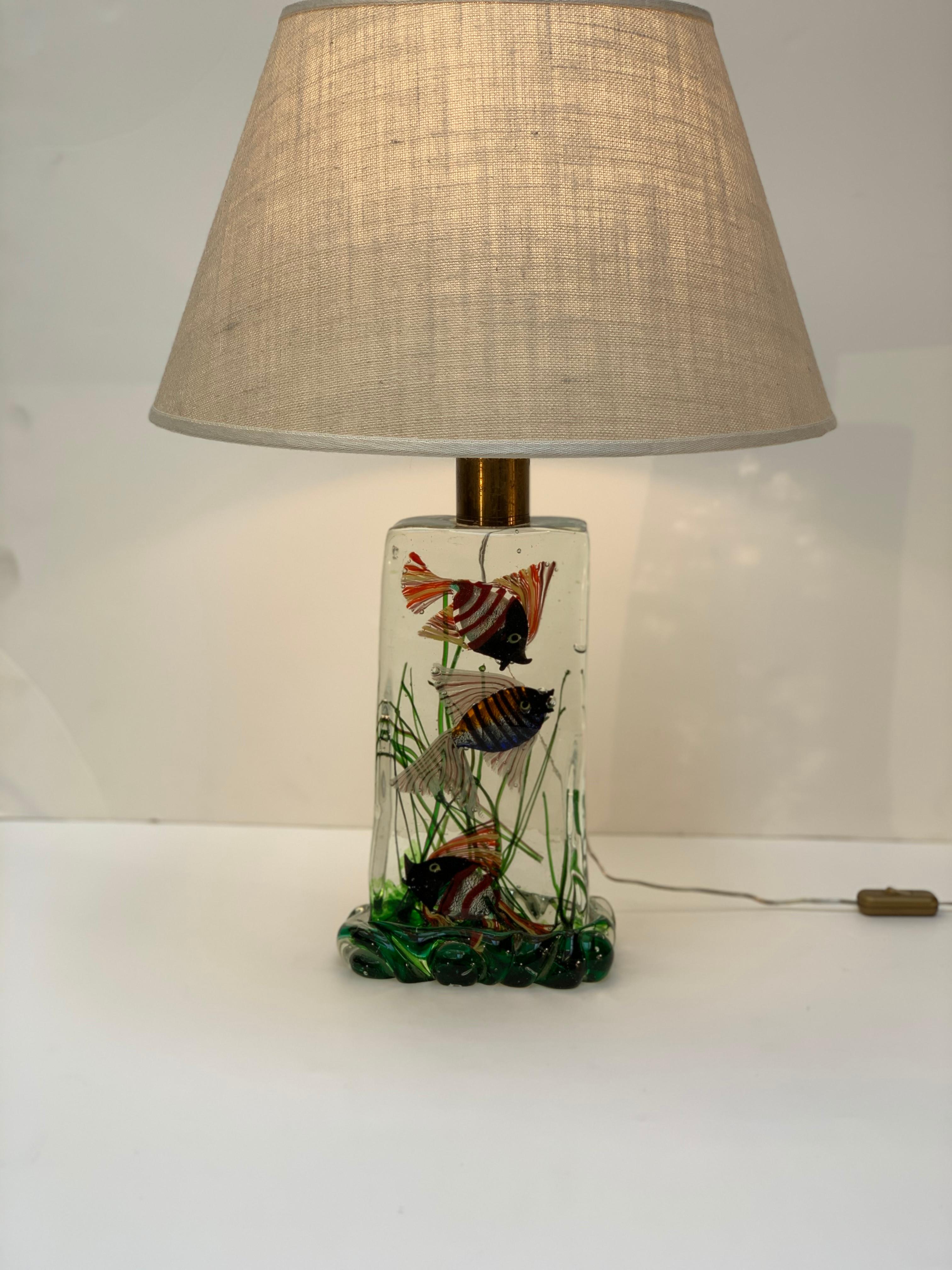 Tischlampe aus der Mitte der 1950er Jahre aus Muranoglas 