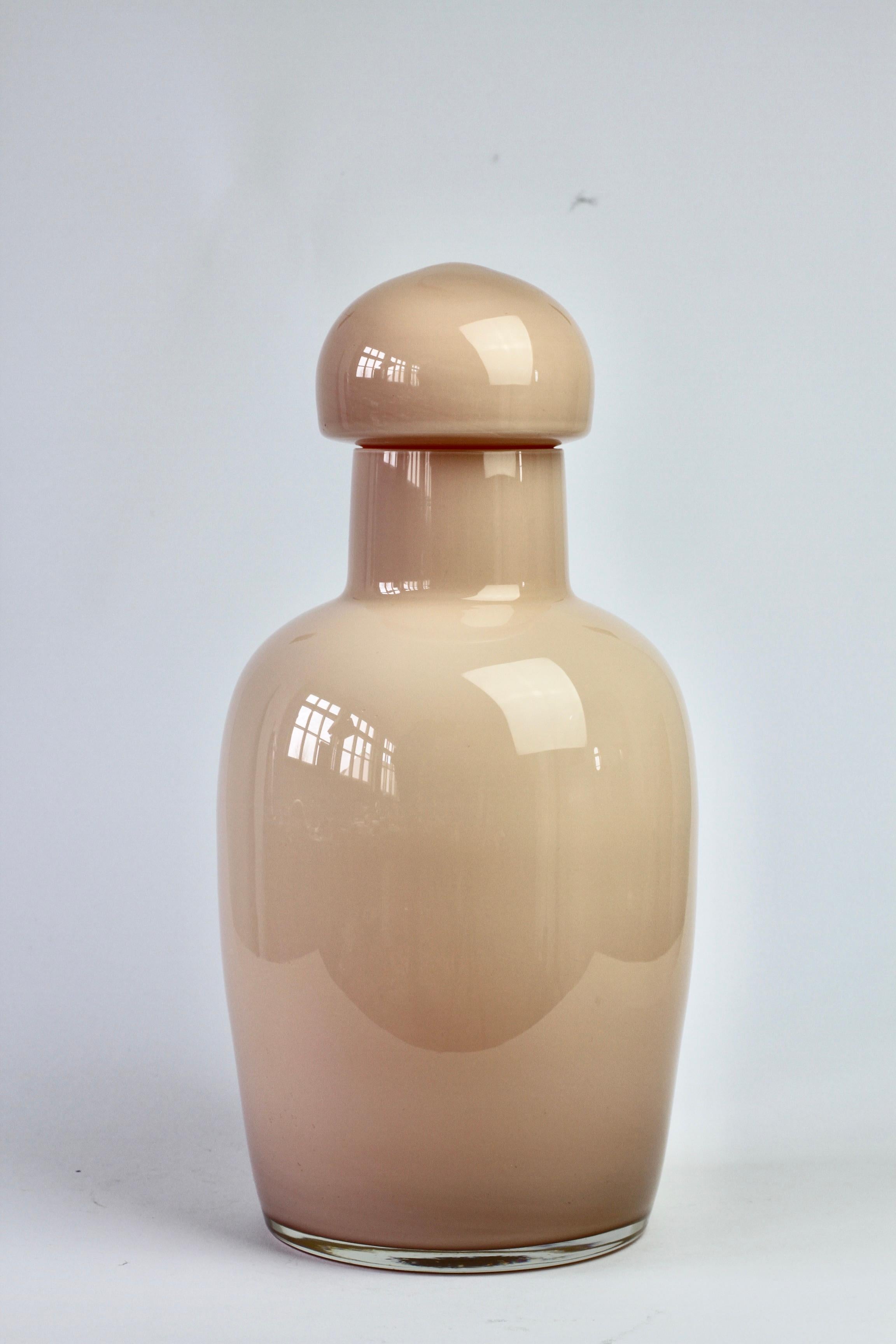 Vase oder Urne aus italienischem Murano-Kunstglas, Nude-Rosa, Vintage, Mitte des Jahrhunderts im Angebot 5