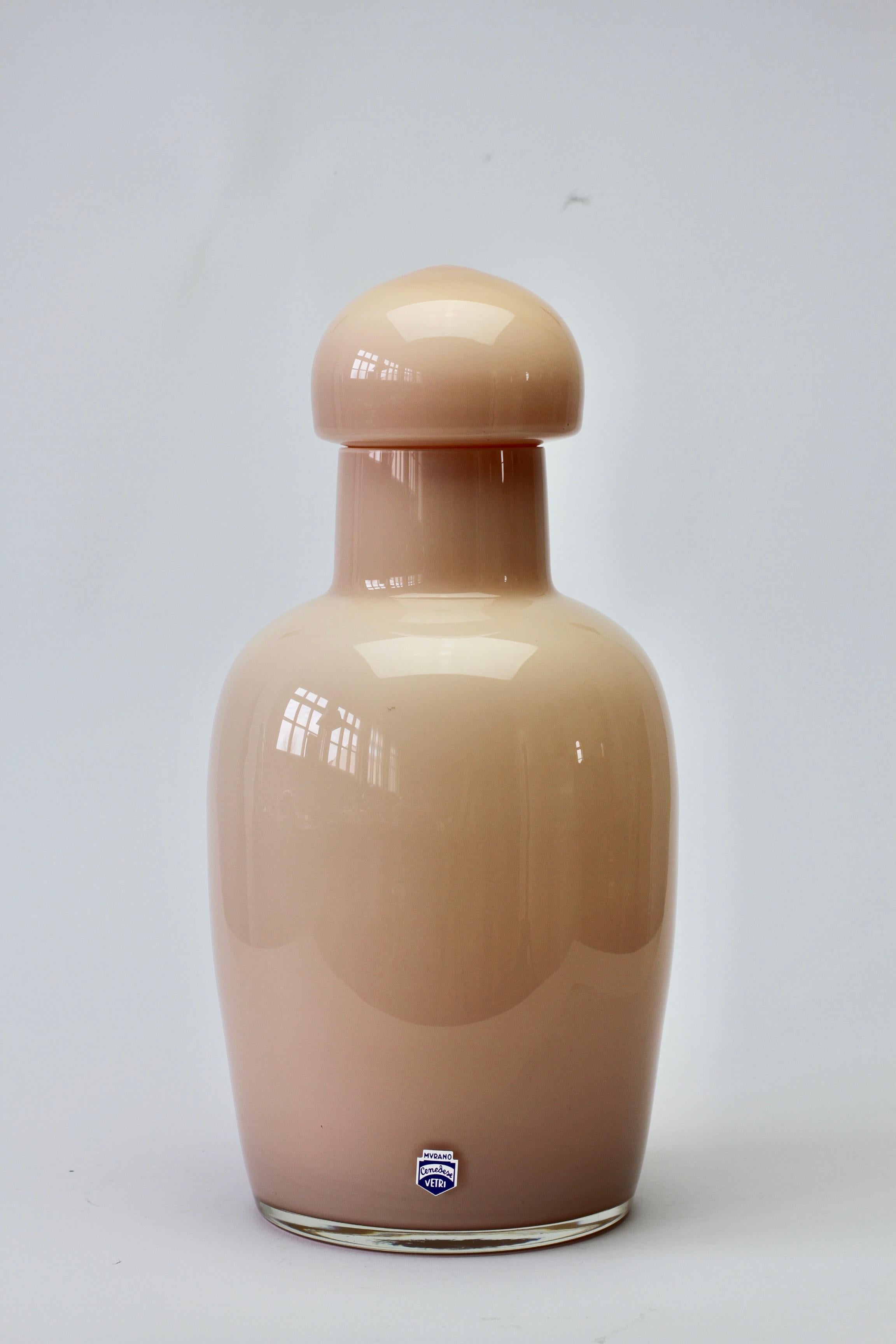 Cenedese Nude Pink Vintage Midcentury Italian Murano Art Glass Vase or Urn For Sale 8