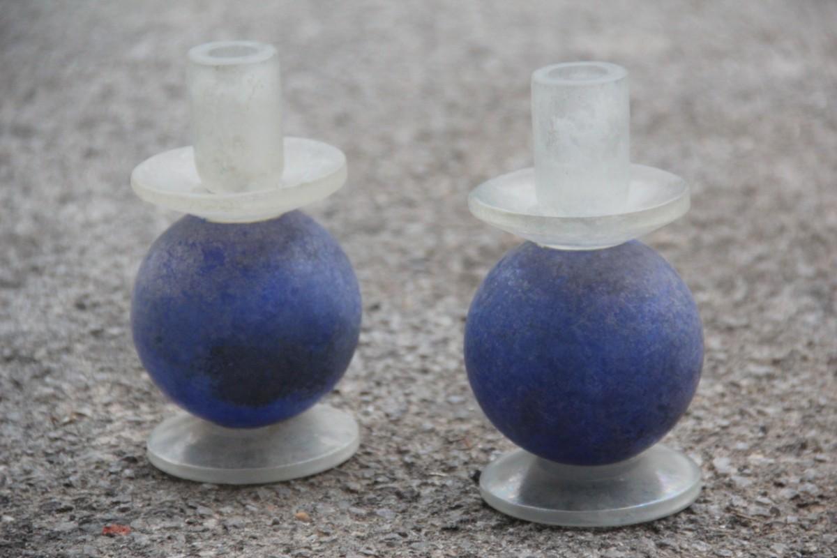 Paar Kerzenständer aus blauem Muranoglas, undurchsichtig, italienisch, 1960er Jahre (Mitte des 20. Jahrhunderts) im Angebot