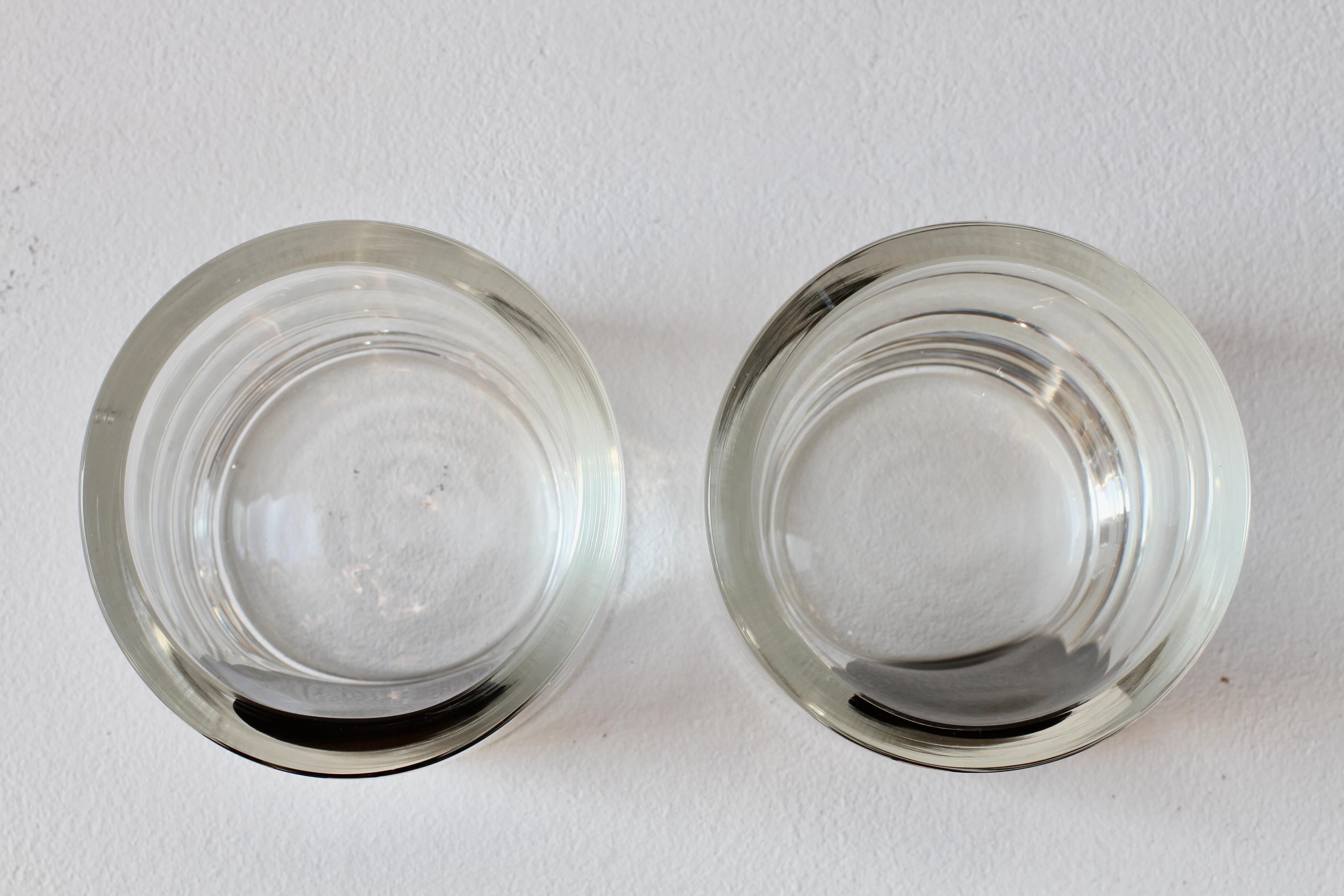 Cenedese Paar runde italienische Vasen aus schwarzem und klarem Murano-Glas aus der Mitte der 1970er Jahre im Angebot 5