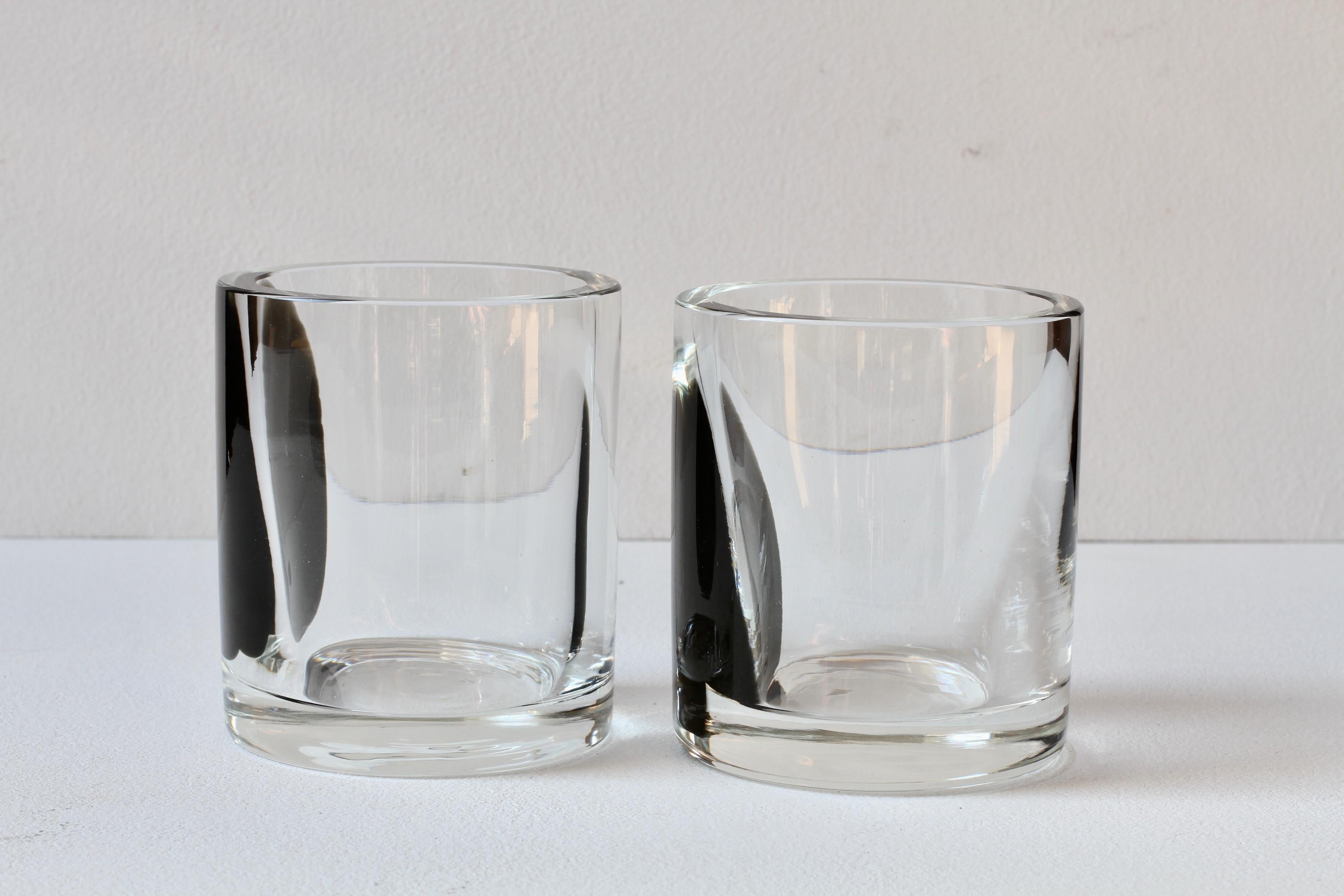 Cenedese Paar runde italienische Vasen aus schwarzem und klarem Murano-Glas aus der Mitte der 1970er Jahre im Zustand „Hervorragend“ im Angebot in Landau an der Isar, Bayern