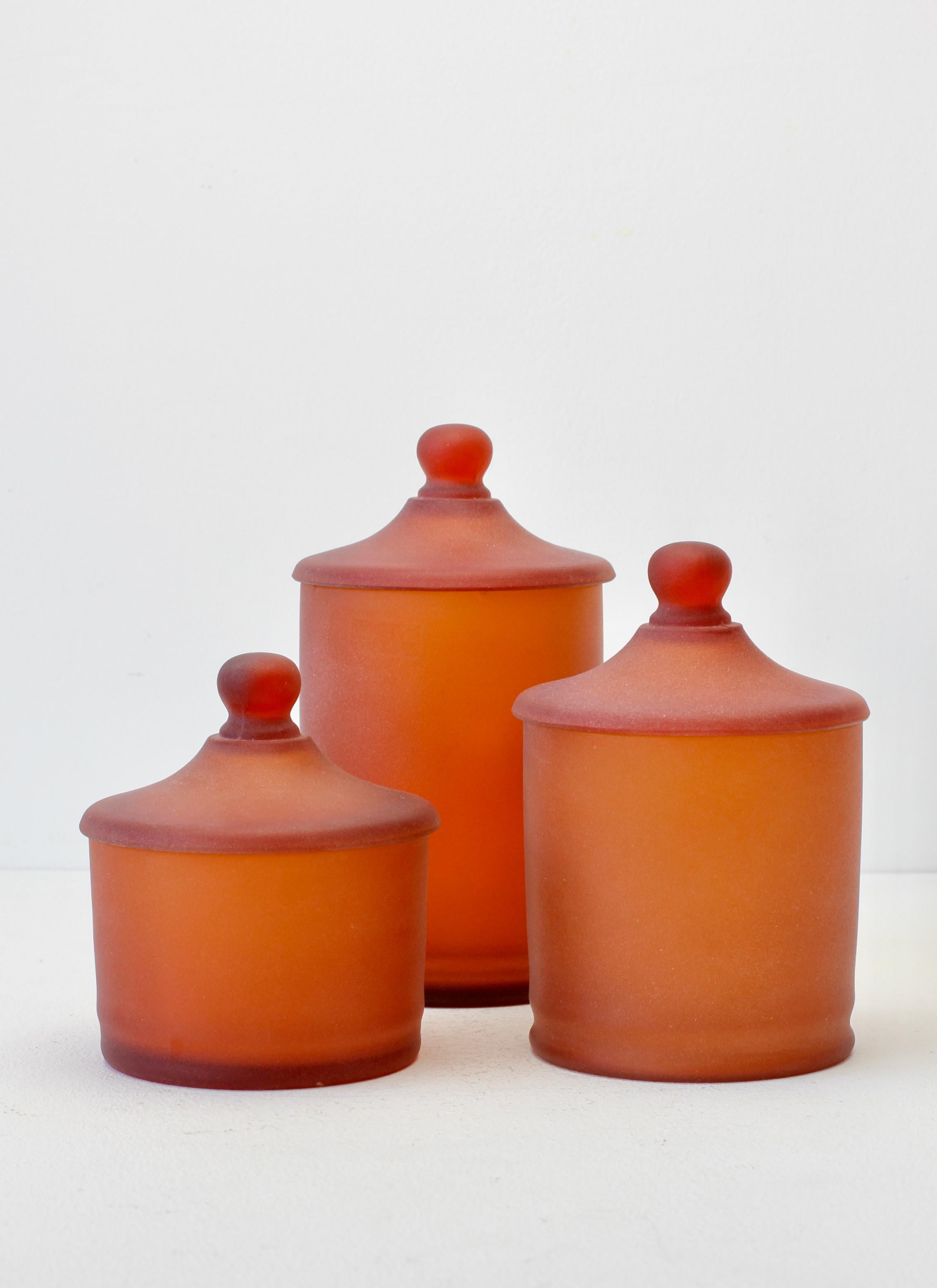 Mid-Century Modern Cenedese Rare Trio of Amber 'Corroso' Glass Apothecary Lidded Jars Murano Italy For Sale