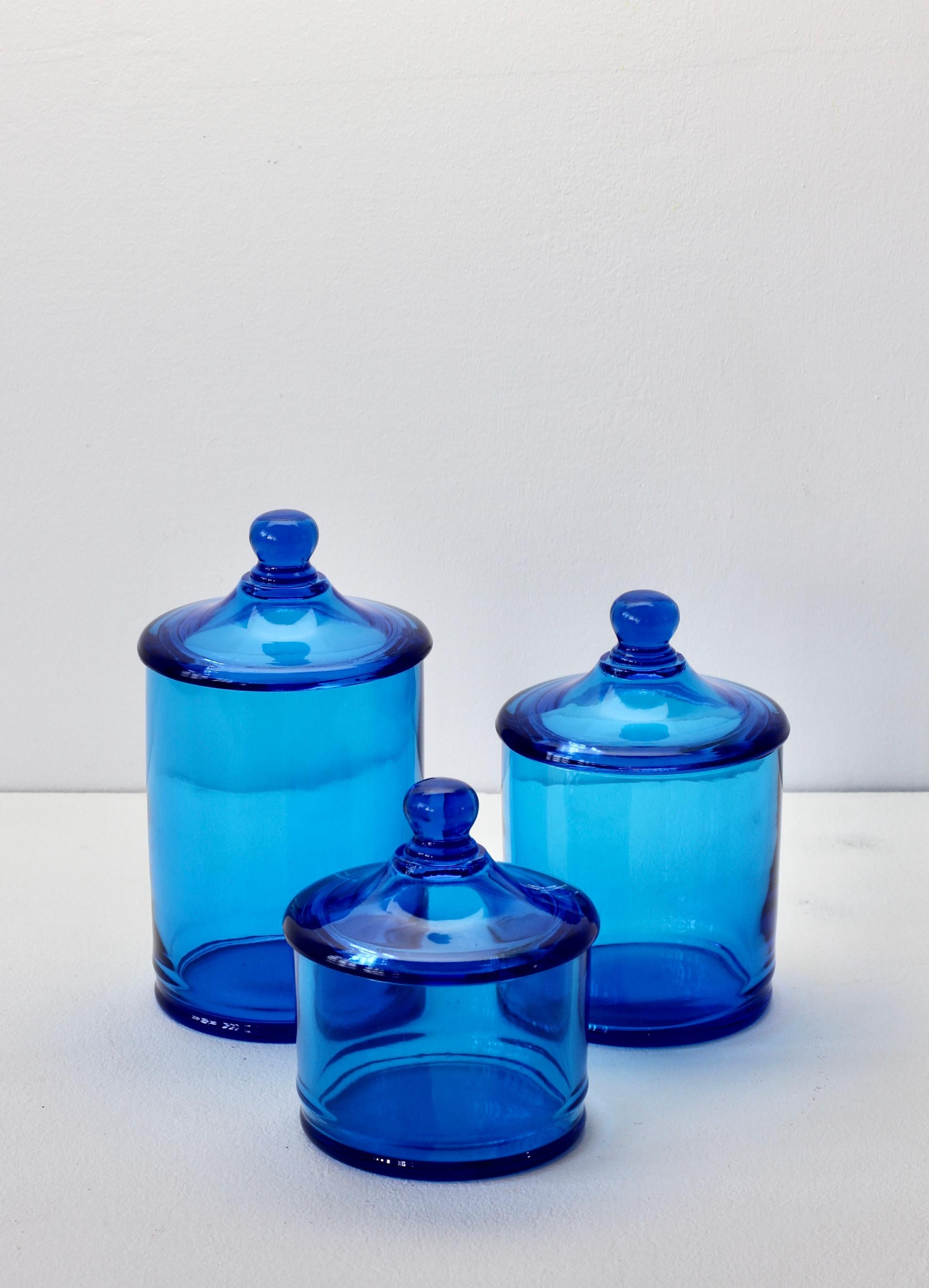 Cenedese Rare Vintage Trio von blauem Glas Apotheke Deckel Jars Murano Italien (Italienisch) im Angebot