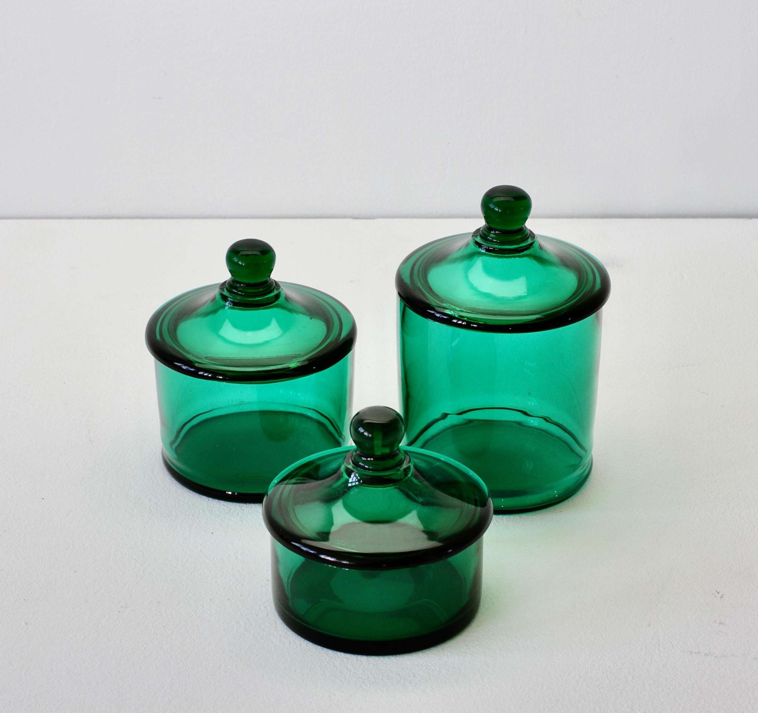 Blown Glass Cenedese Rare Vintage Trio of Green Glass Apothecary Lidded Jars Murano Italy For Sale