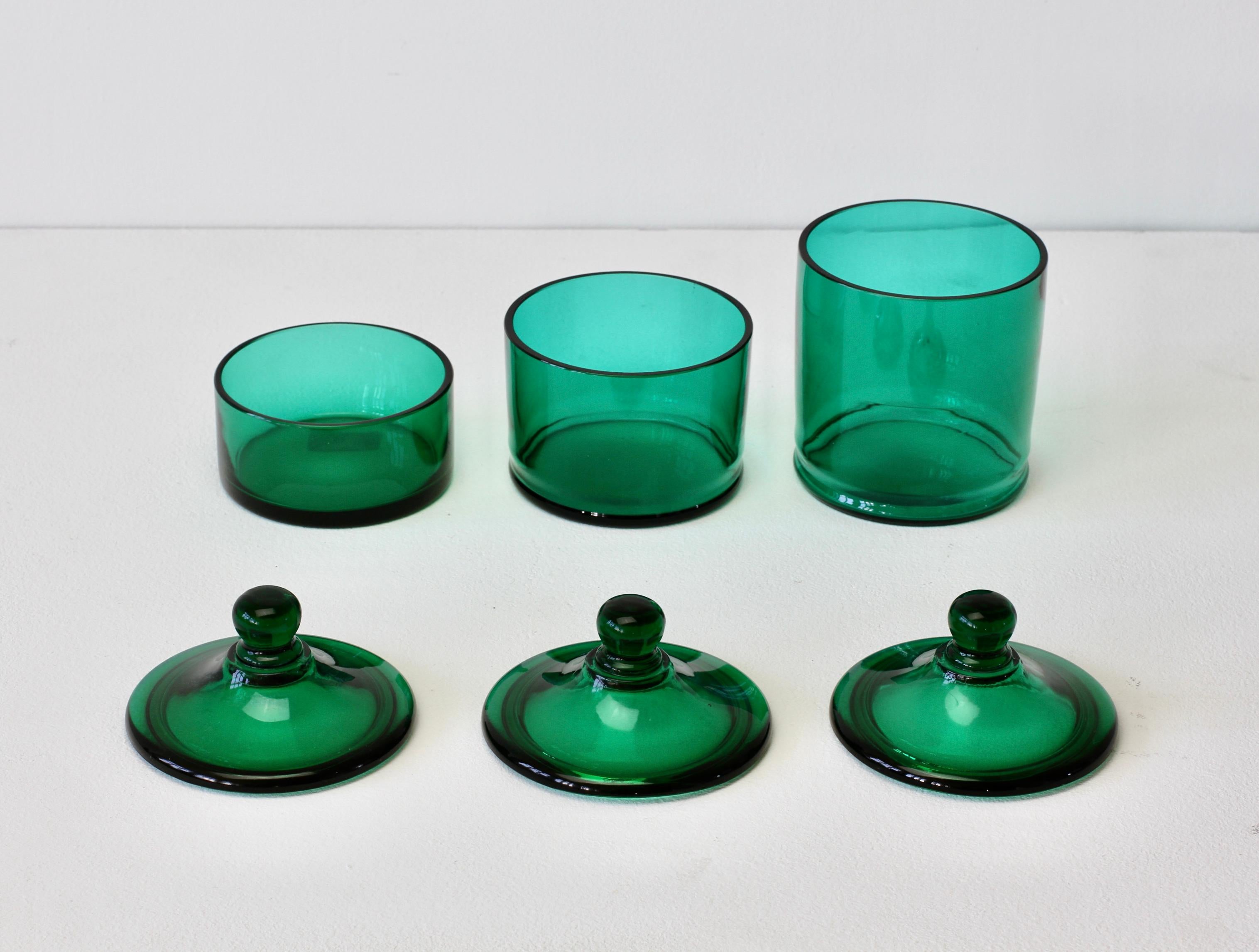 Trio rare de pots d'apothicaire à couvercle en verre vert Cenedese de Murano, Italie en vente 6