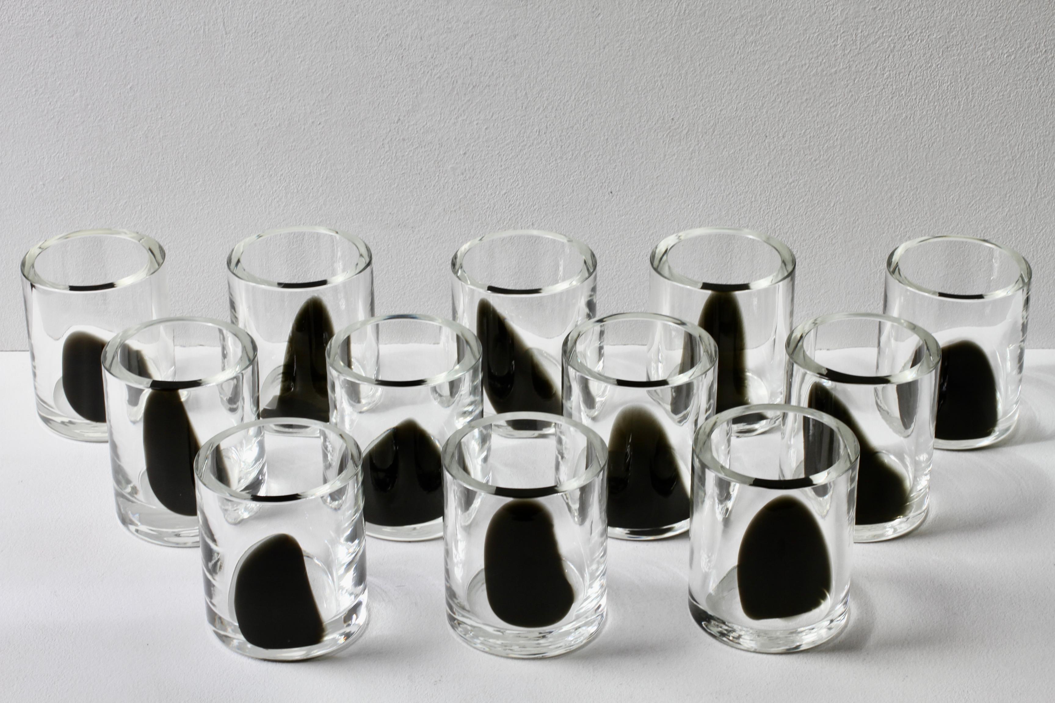 Cenedese Set of 12 Mid-Century 1970s Italian Black & Clear Murano Glass Vases in vendita 1