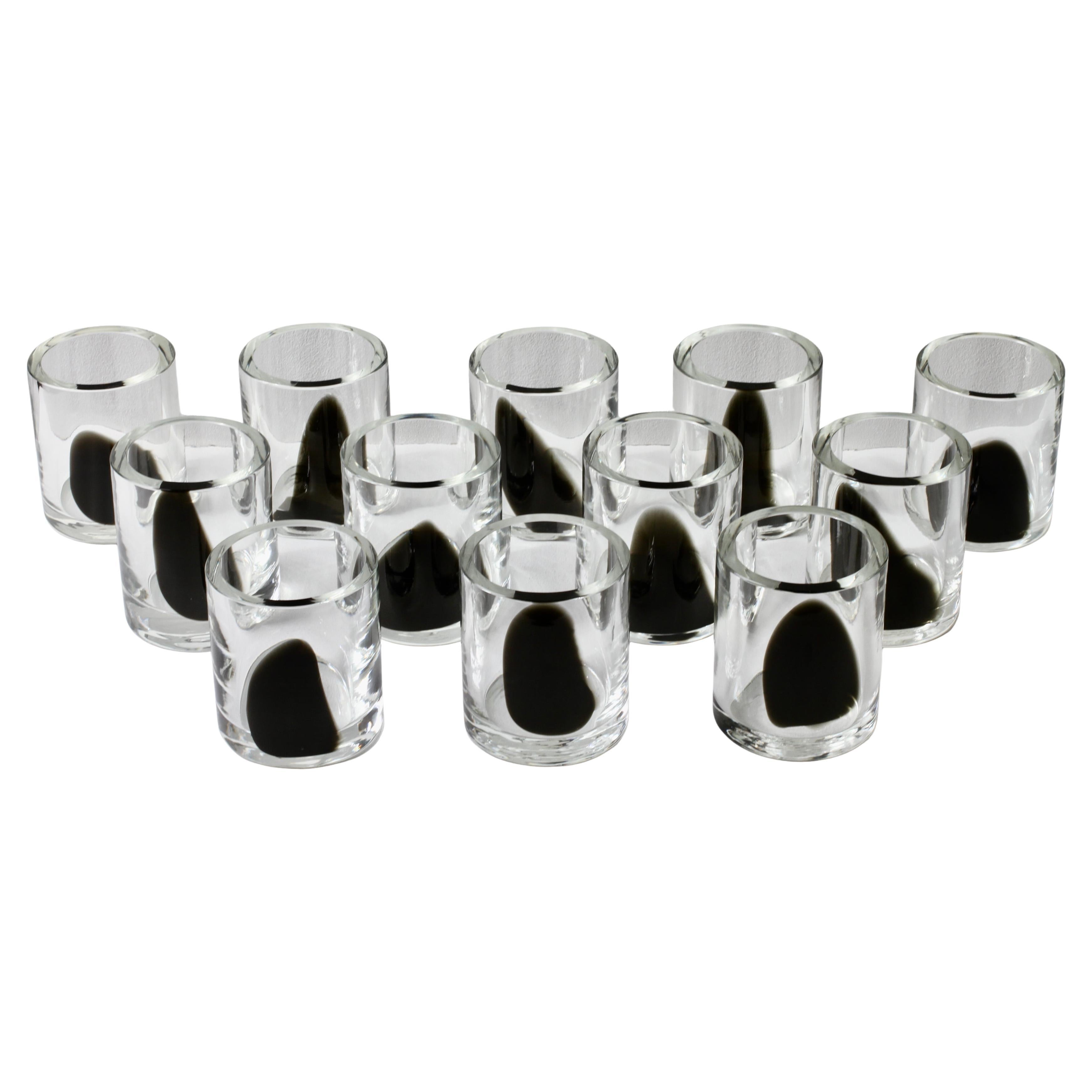 Cenedese Set of 12 Mid-Century 1970s Italian Black & Clear Murano Glass Vases in vendita