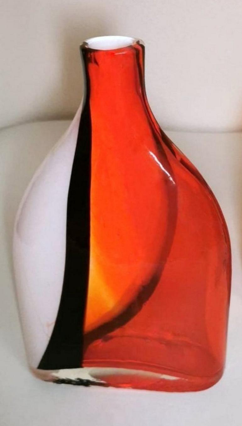 Italian Cenedese Style Pair of Vintage Murano “Vetro Sommerso” Vases For Sale