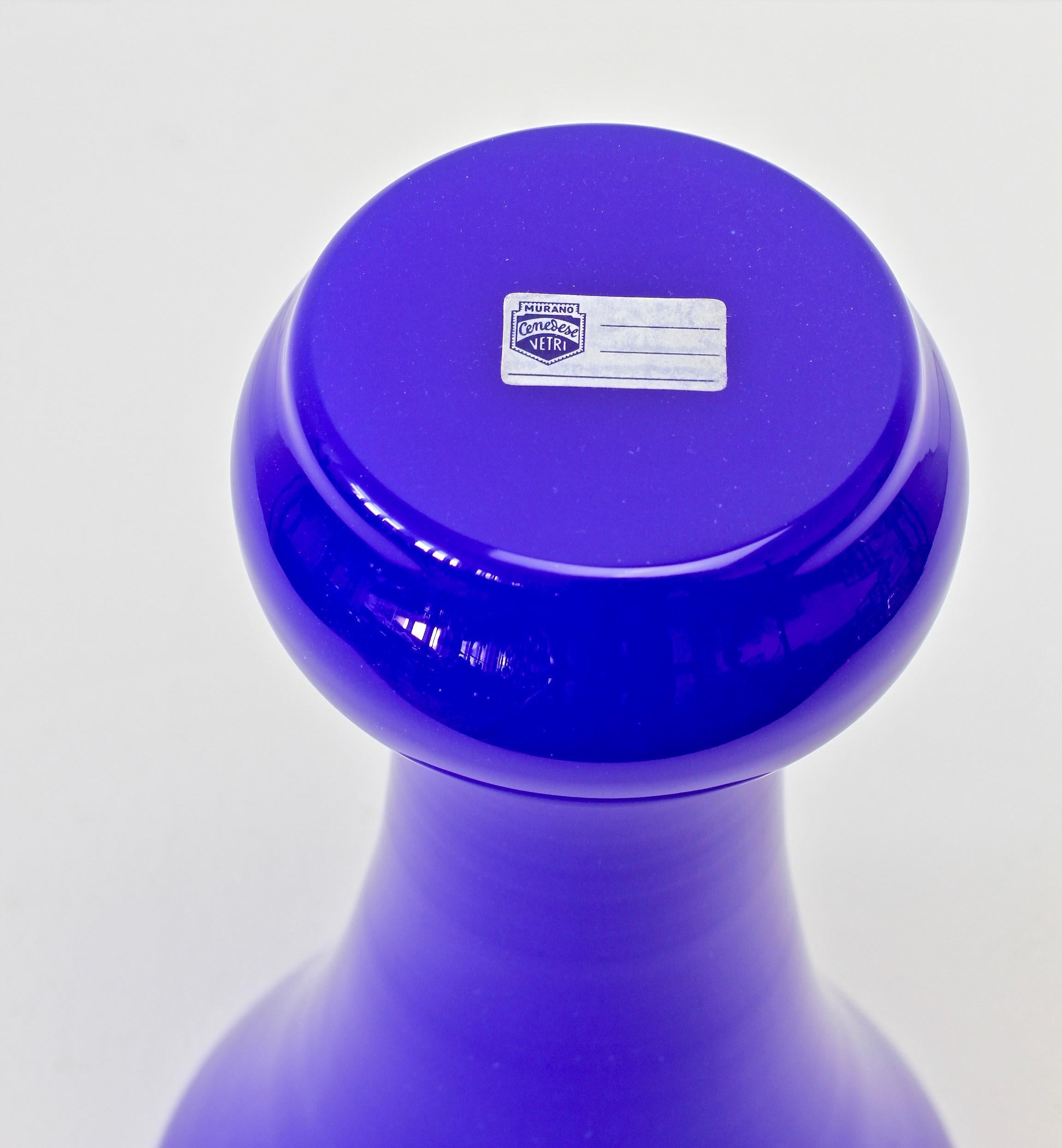 Cenedese Grand vase bleu cobalt en verre de Murano italien d'époque en vente 2
