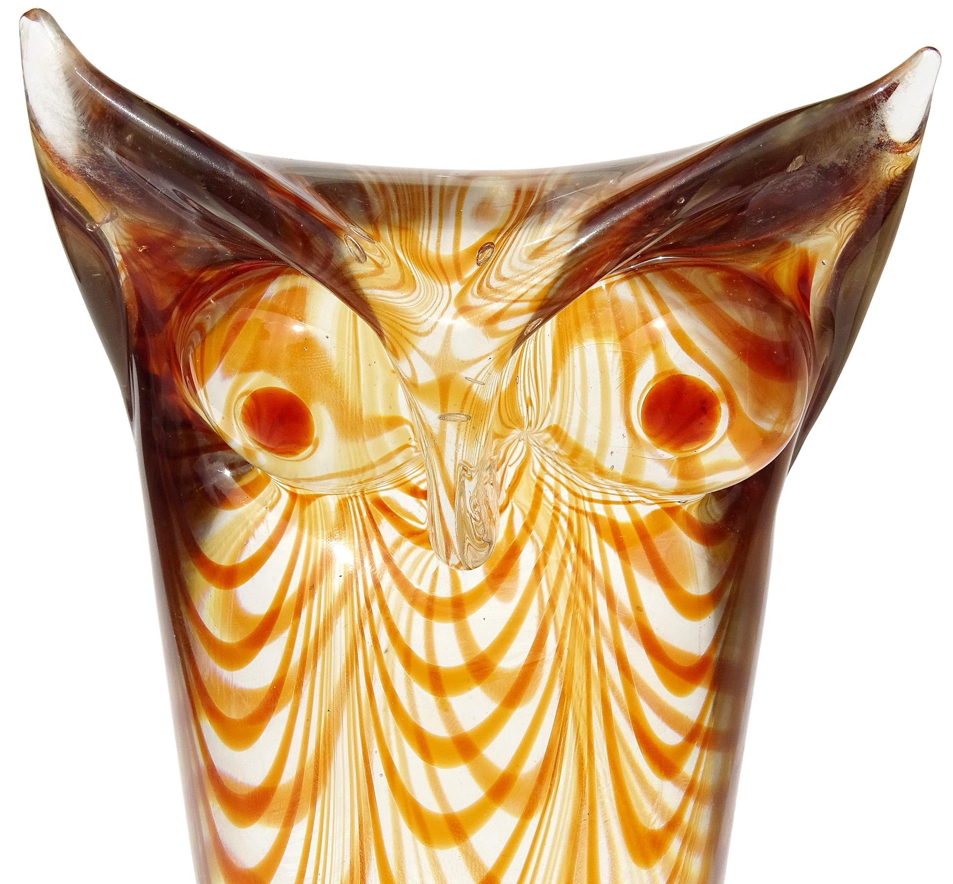 Hand-Crafted Cenedese Tosi 1979 Murano Sommerso Orange Italian Art Glass Owl Figure Sculpture