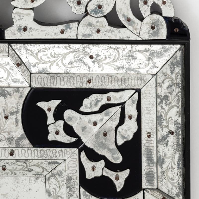 Cenedese Venetian Glass Mirror In Good Condition For Sale In Astoria, NY