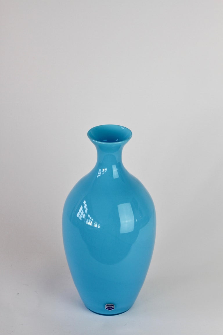 Mid-Century Modern Cenedese Vintage Blue Italian Murano Glass Vase For Sale