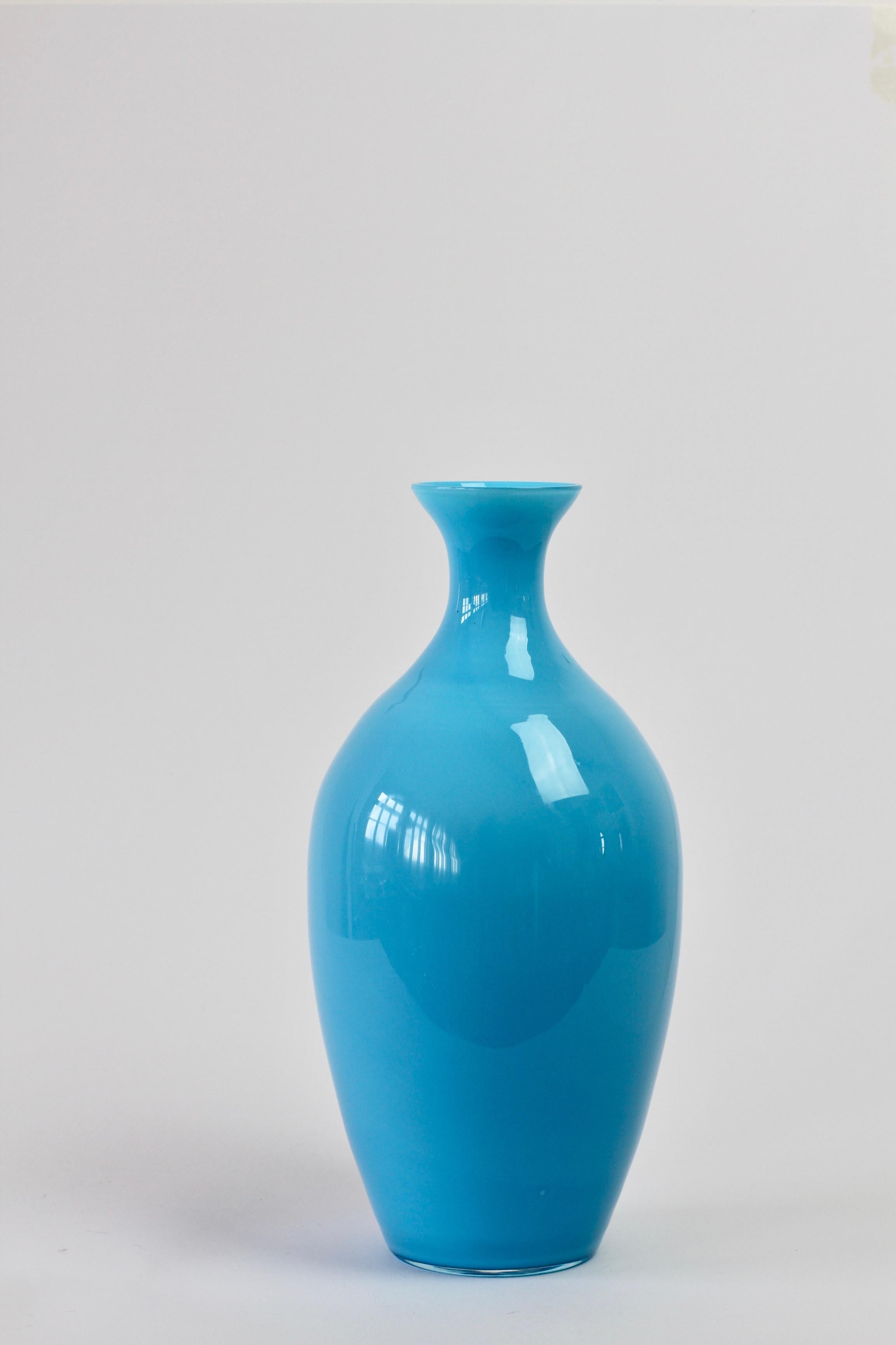 20th Century Cenedese Vintage Blue Italian Murano Glass Vase