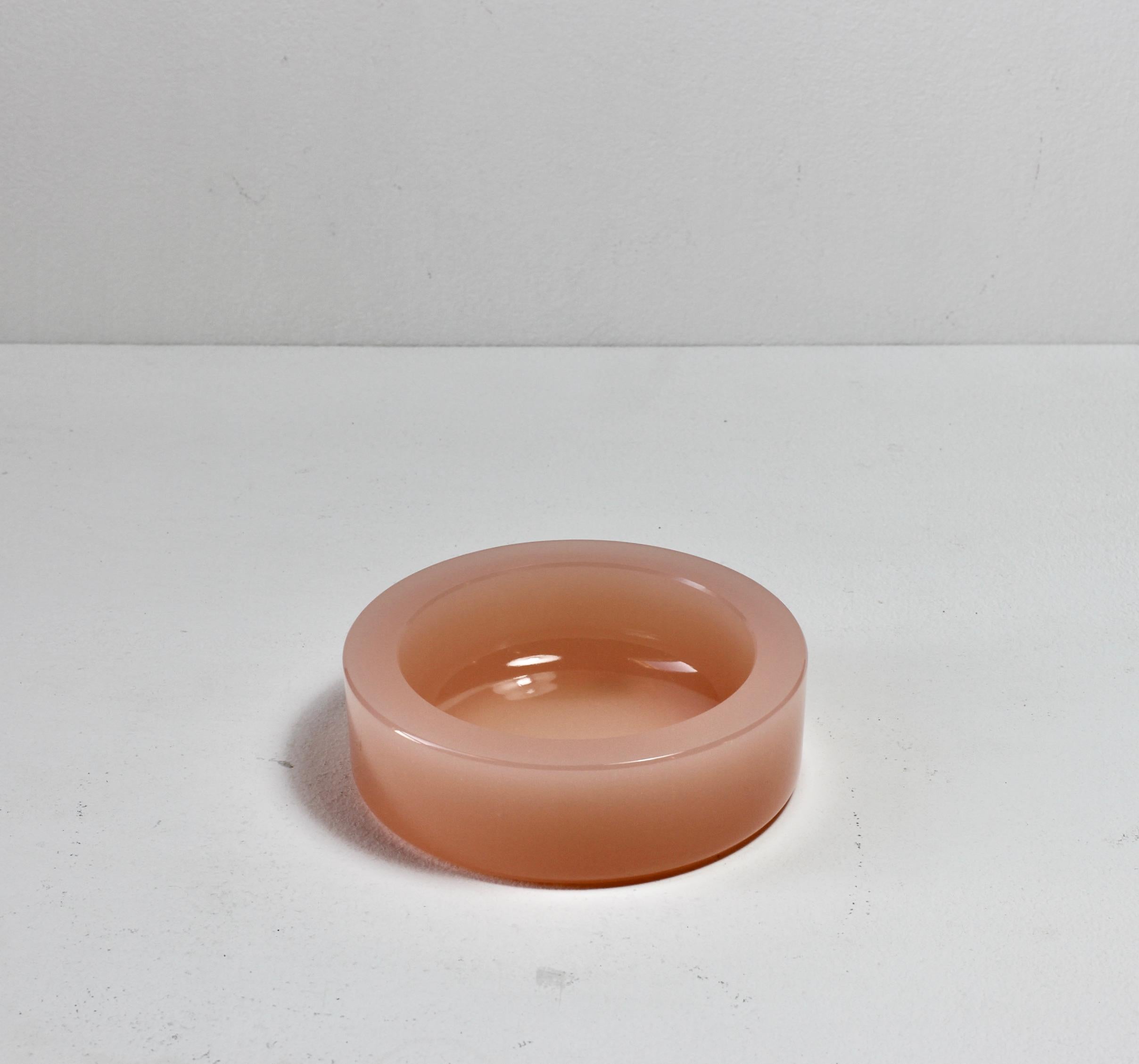 Blown Glass Cenedese Vintage. Venetian Pink Opaline Murano Glass Dish, Bowl or Ashtray 1970s For Sale