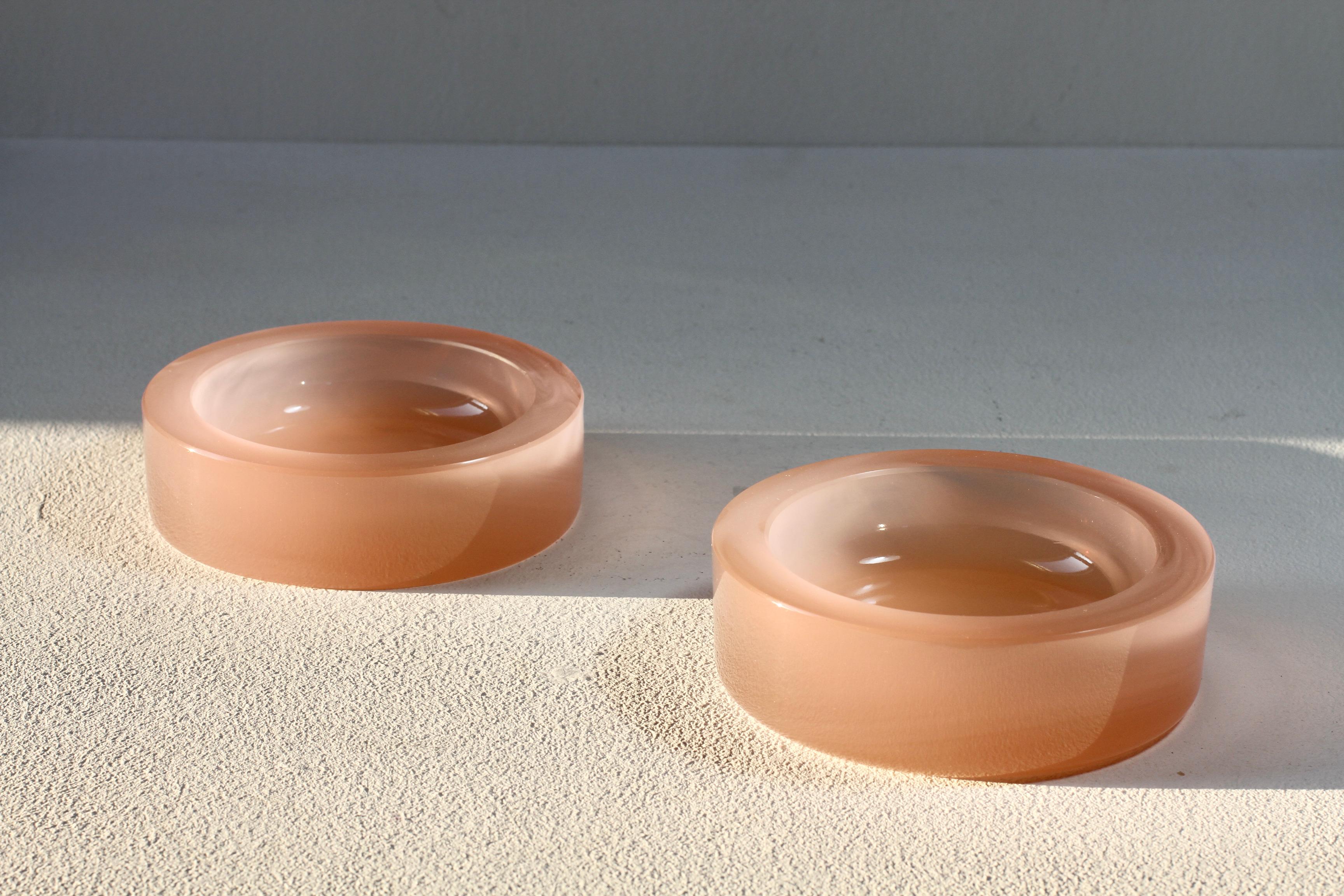 20th Century Cenedese Vintage Pink Pair of Opaline Murano Glass Dishes, Bowls, Ashtrays 1970s For Sale