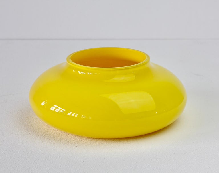 Blown Glass Cenedese Yellow Mid-Century Modern Italian Murano Glass Bowl or Vase For Sale