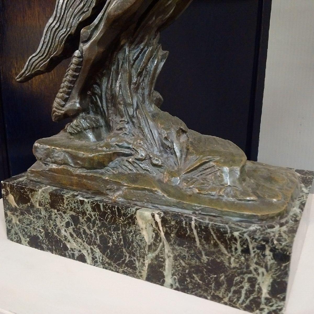 Art Déco bronzeentaur de Francois Bazin, 1924 Bon état à London, GB