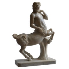Centaure sculpté sur marbre blanc de Carrare - fabriqué en Italie - fait à la main