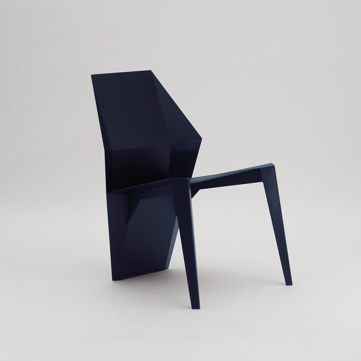 Centaurus Sculptural Chair with soft-touch powder coated finish In New Condition In Paris, FR