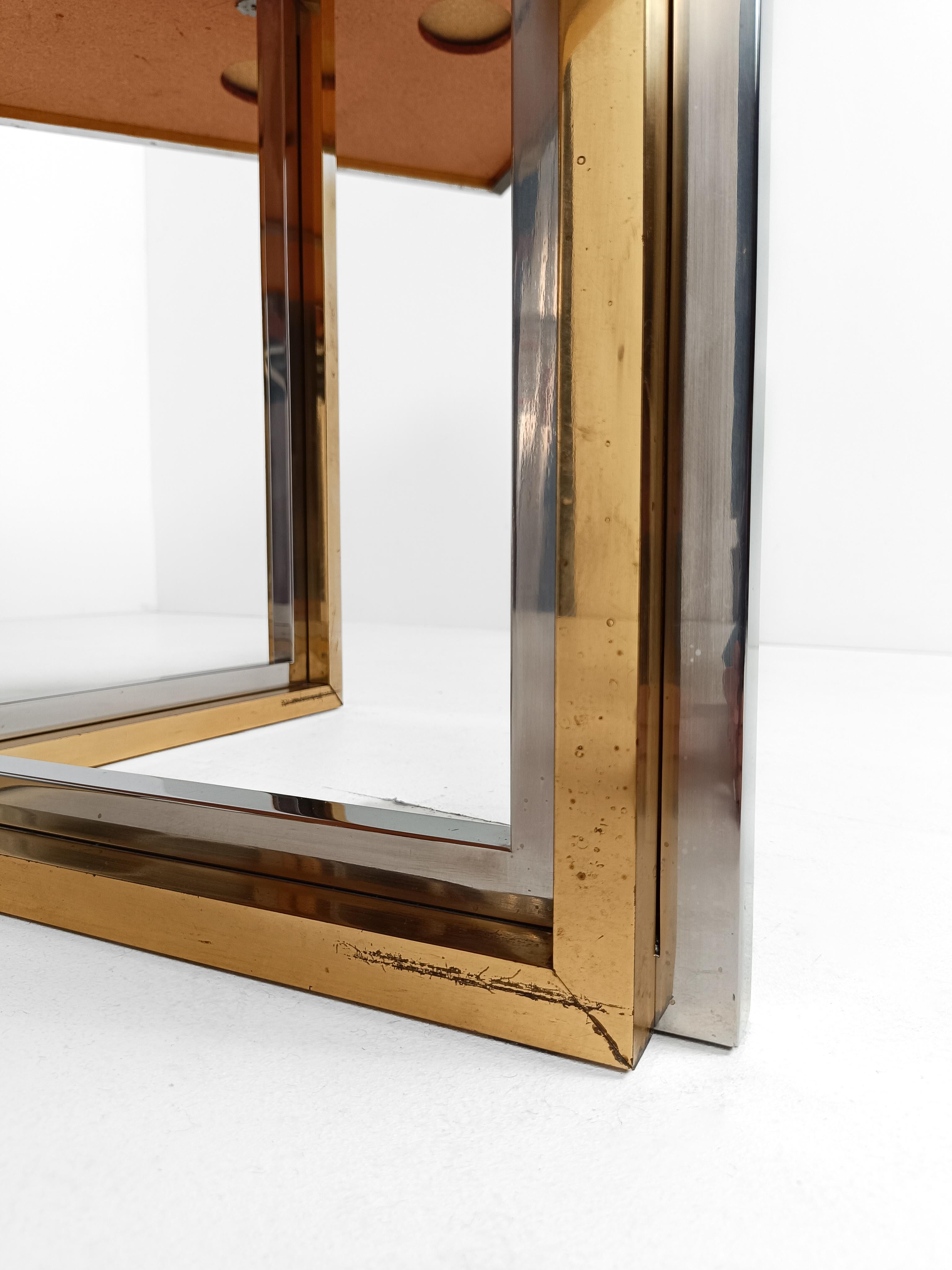 Table centrale/de salle à manger en Lucite, laiton et métal chromé de Romeo Rega, Italie, années 70 en vente 4