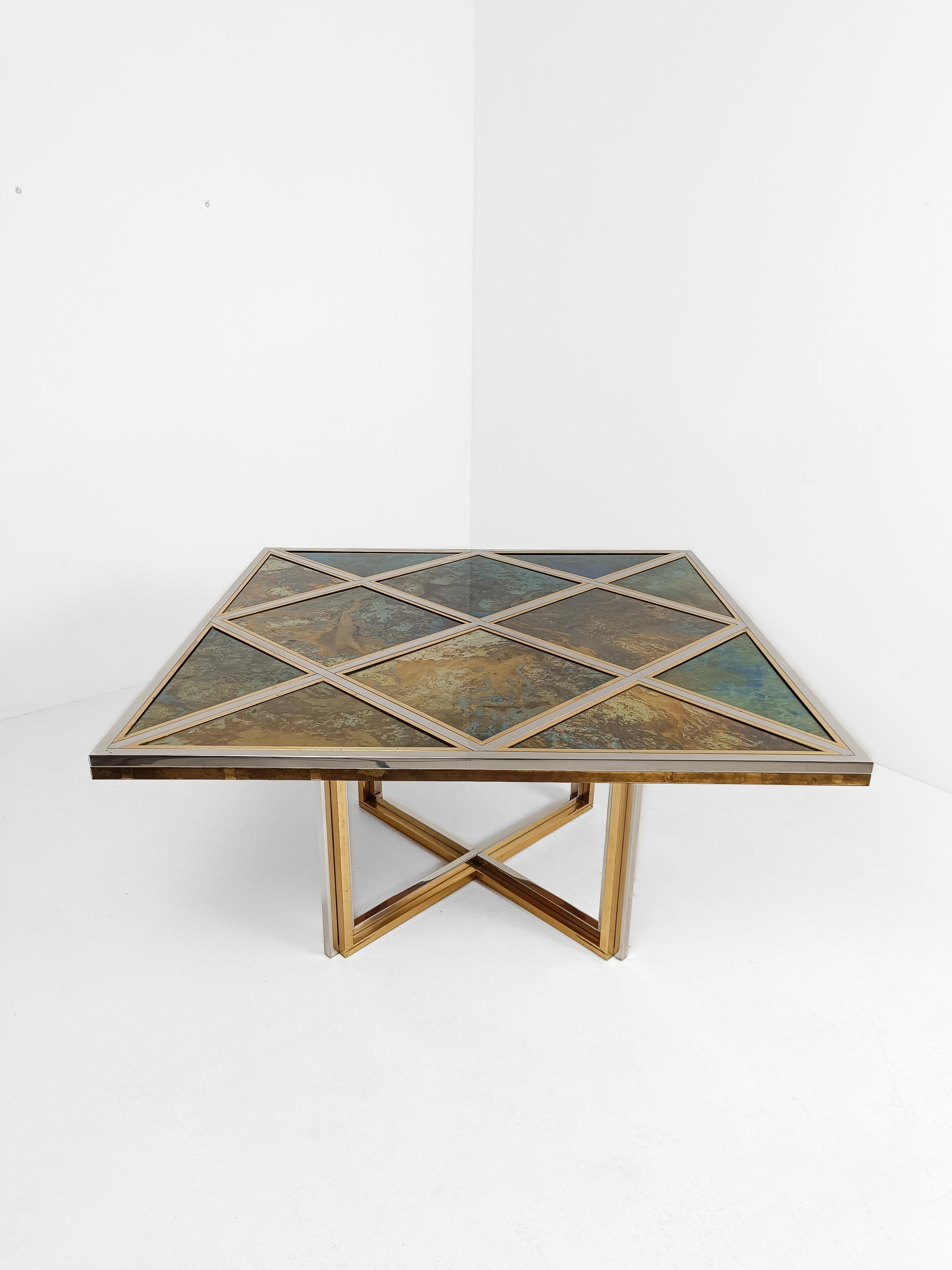 Table centrale/de salle à manger en Lucite, laiton et métal chromé de Romeo Rega, Italie, années 70 en vente 1