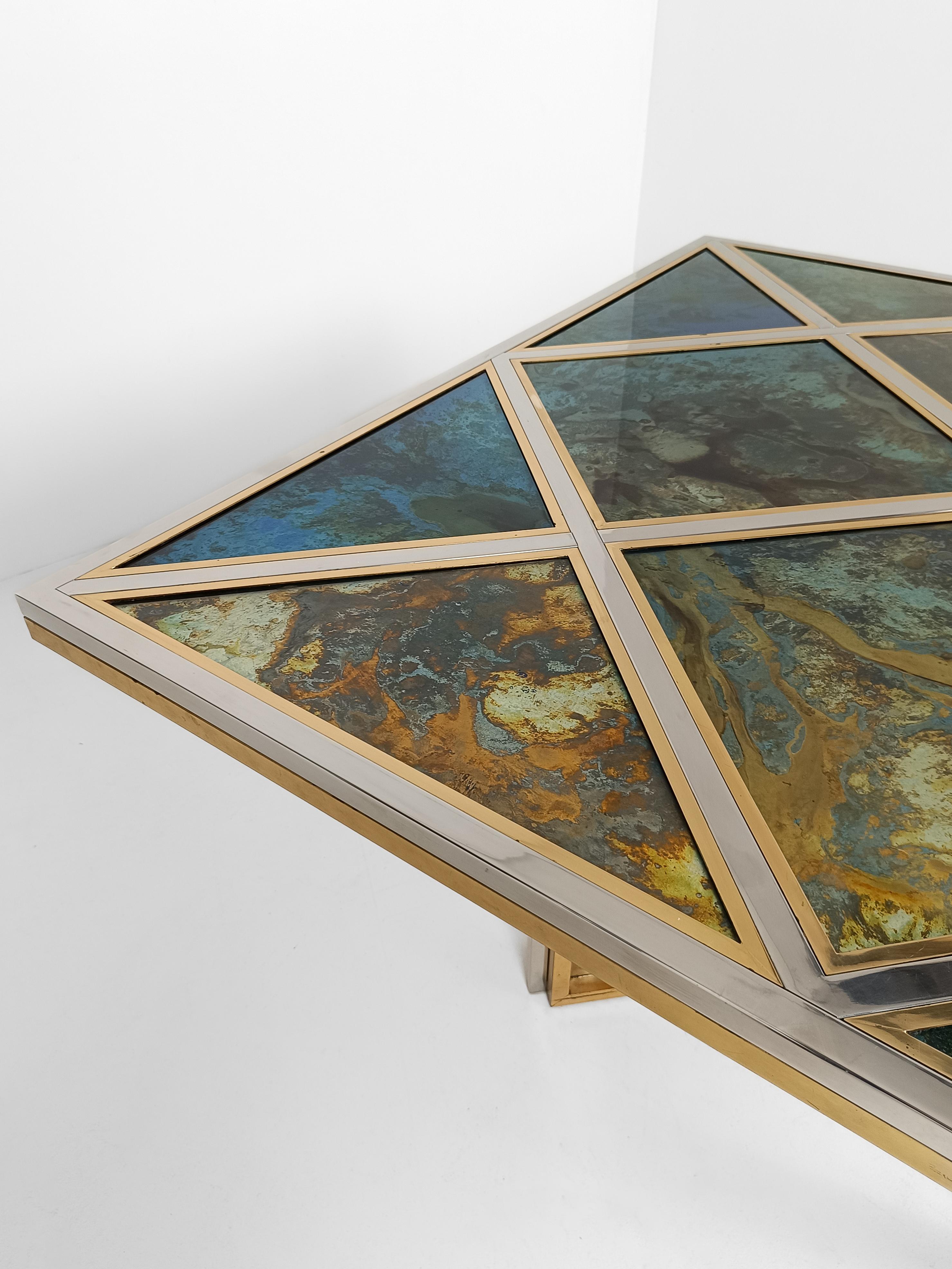 Table centrale/de salle à manger en Lucite, laiton et métal chromé de Romeo Rega, Italie, années 70 en vente 2
