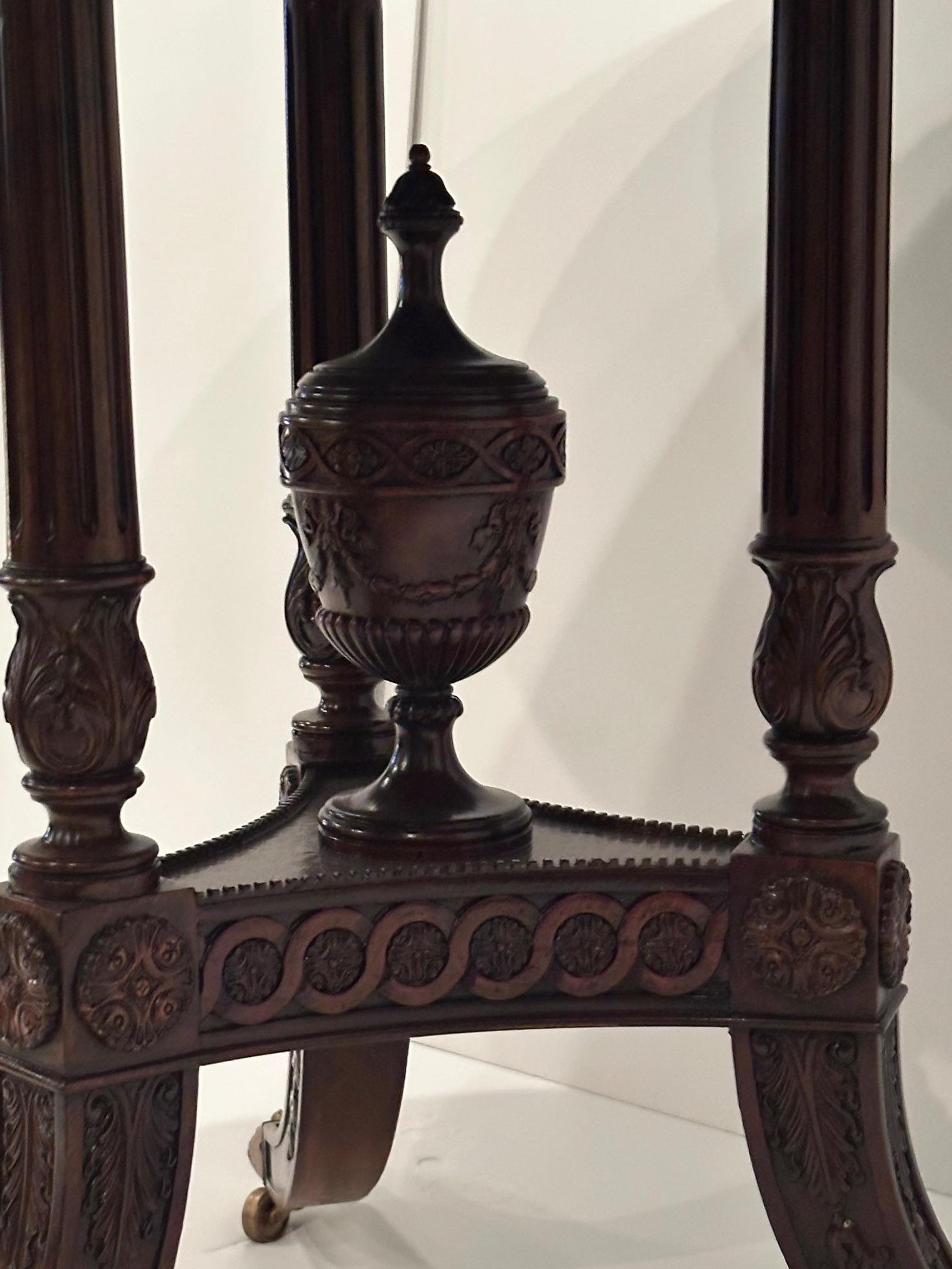 Center Hall Mahogany and Lacquered Coconut Shell Round Table In Good Condition For Sale In Hopewell, NJ