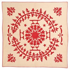 Center Medallion Applique Quilt with Lovebirds