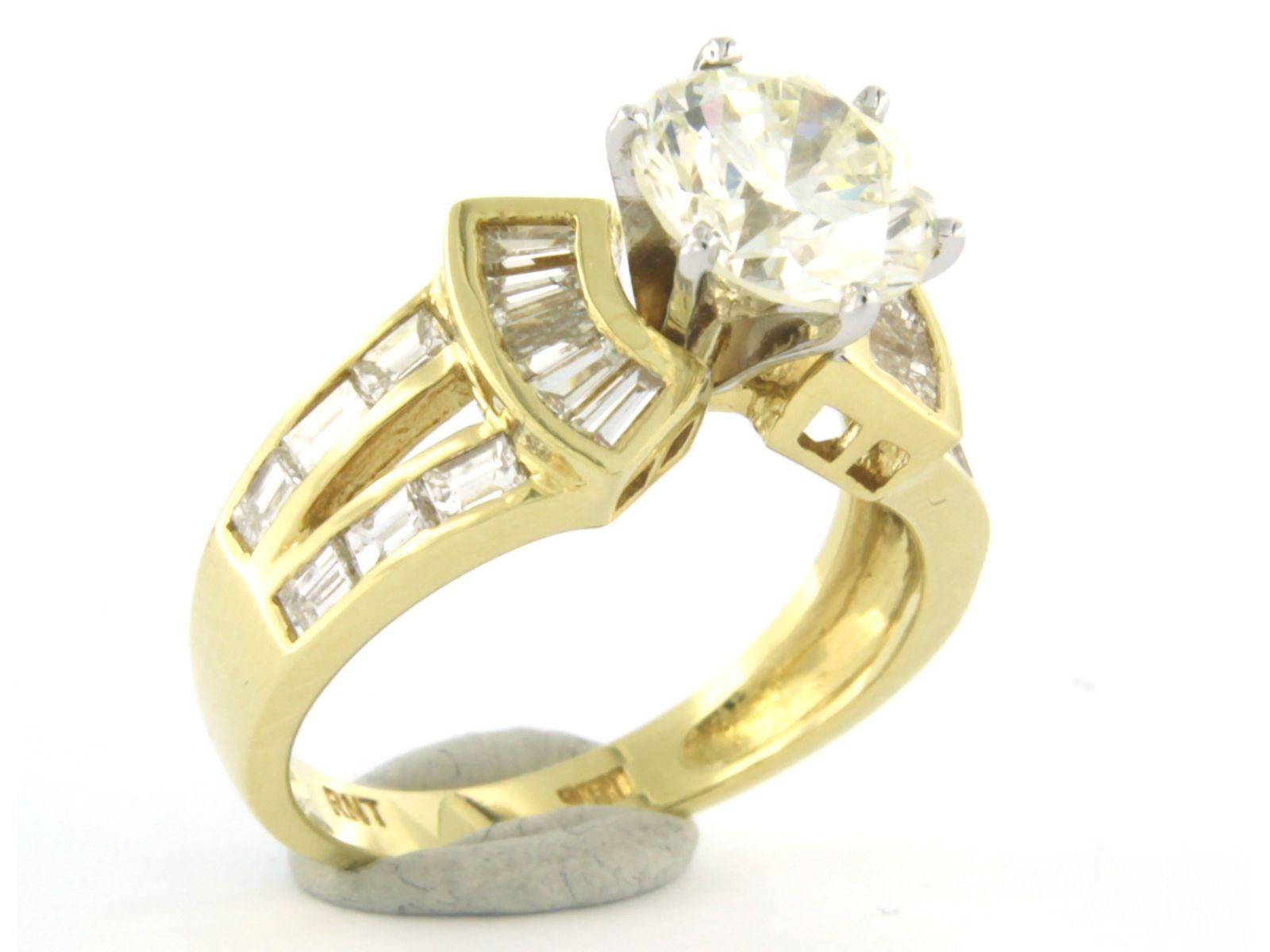Brilliant Cut Center stone brilliant cut up to 2.20ct and diamonds up to 1.20ct 18k gold ring For Sale
