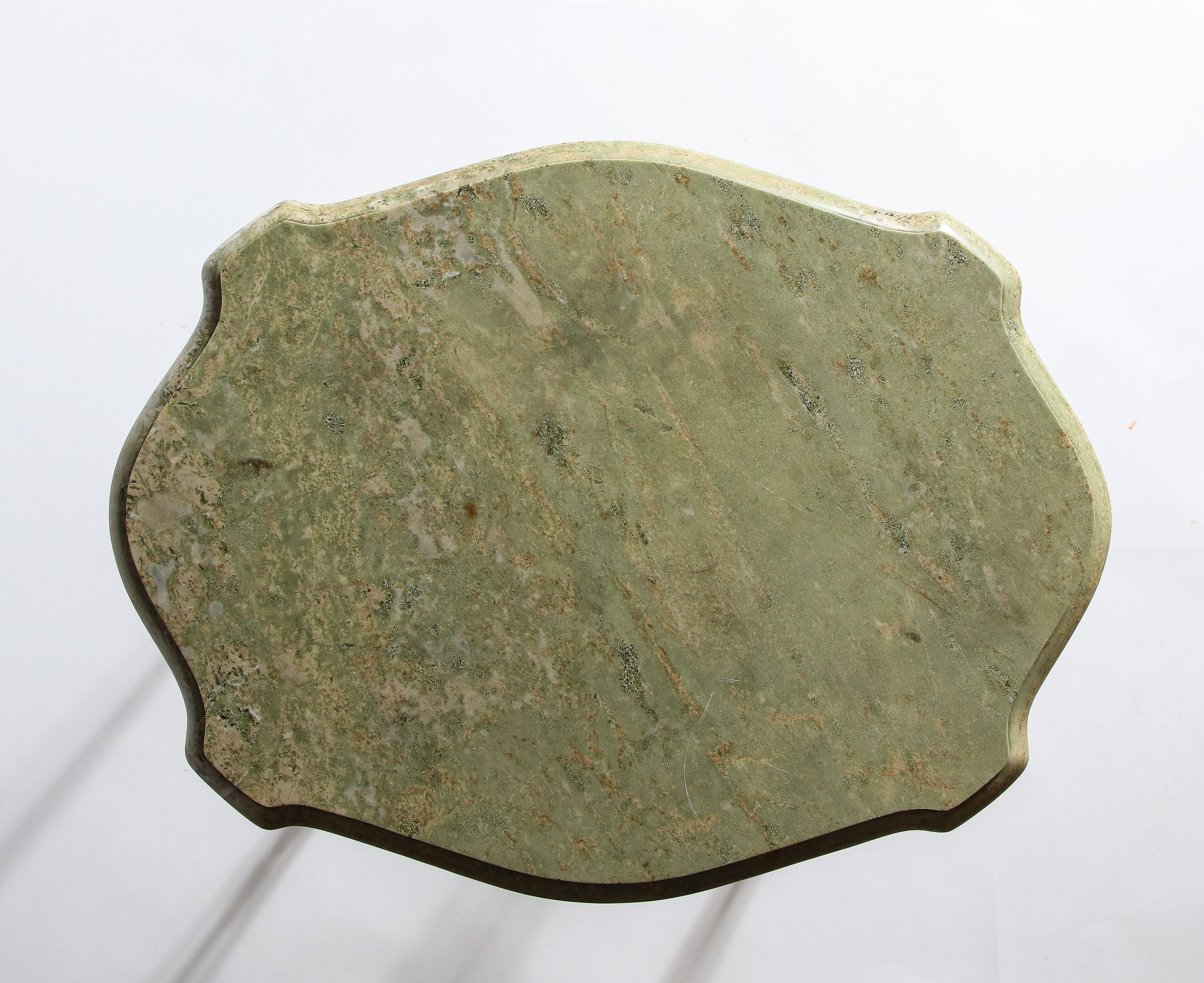 Tavolo da centro al dettaglio di Tiffany & Co., bronzo dorato e piano in marmo, firmato 1